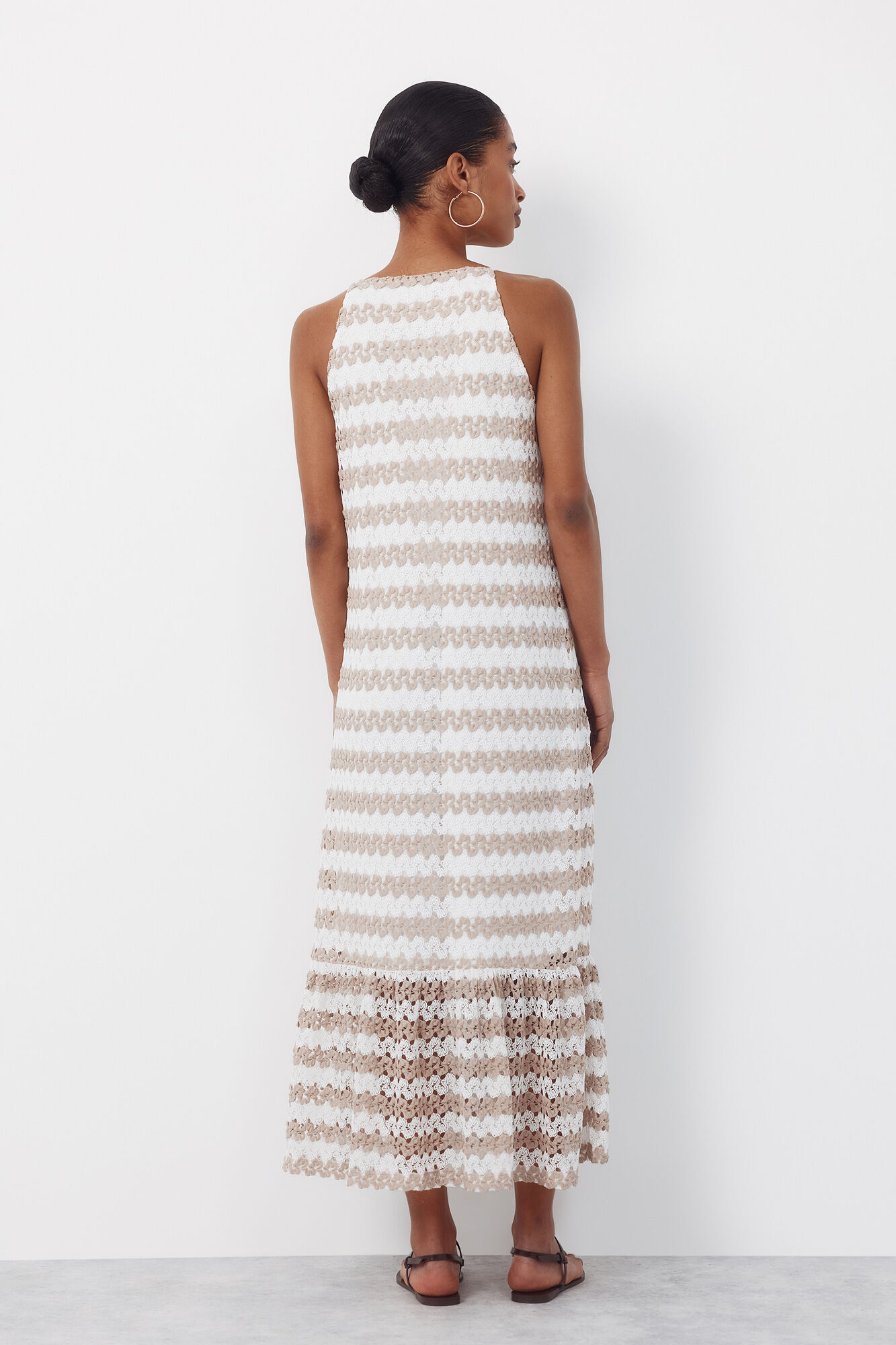 Cortefiel Vestido halter con estructura Beige