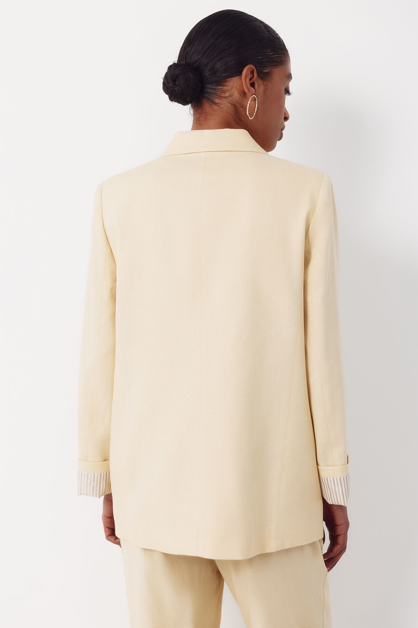 Cortefiel Blazer de tejido con lino Amarillo