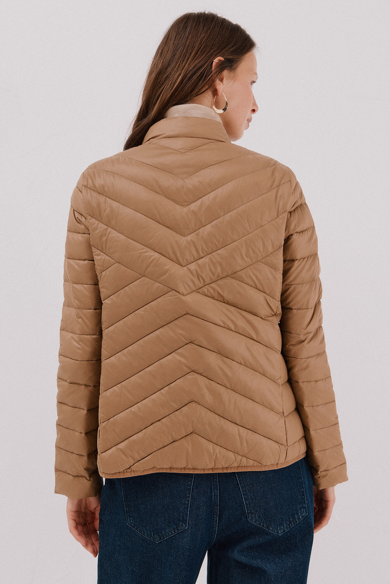 Cortefiel Chamarra reversible plumas Beige