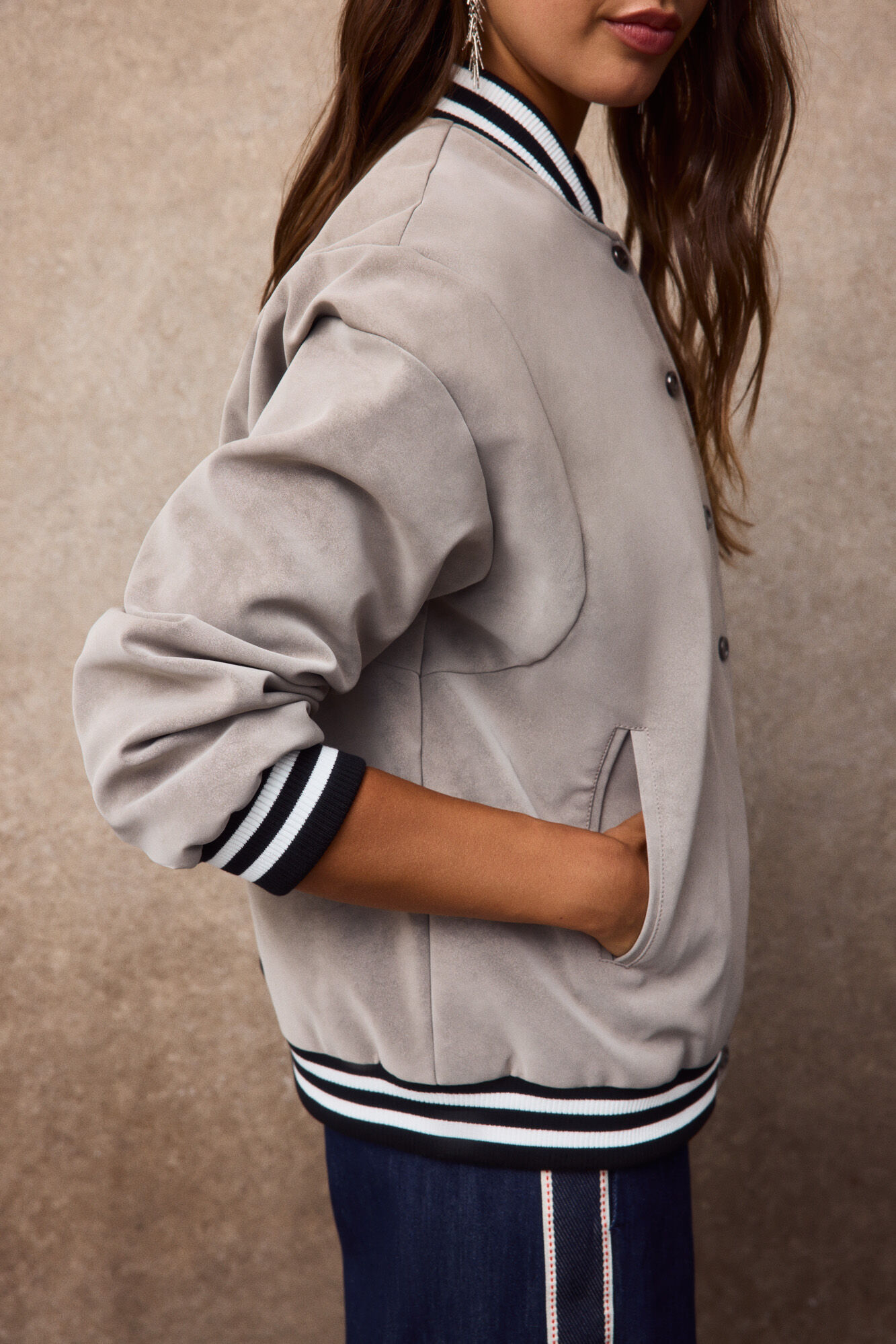 Slowlove Cazadora bomber efecto piel Marfil