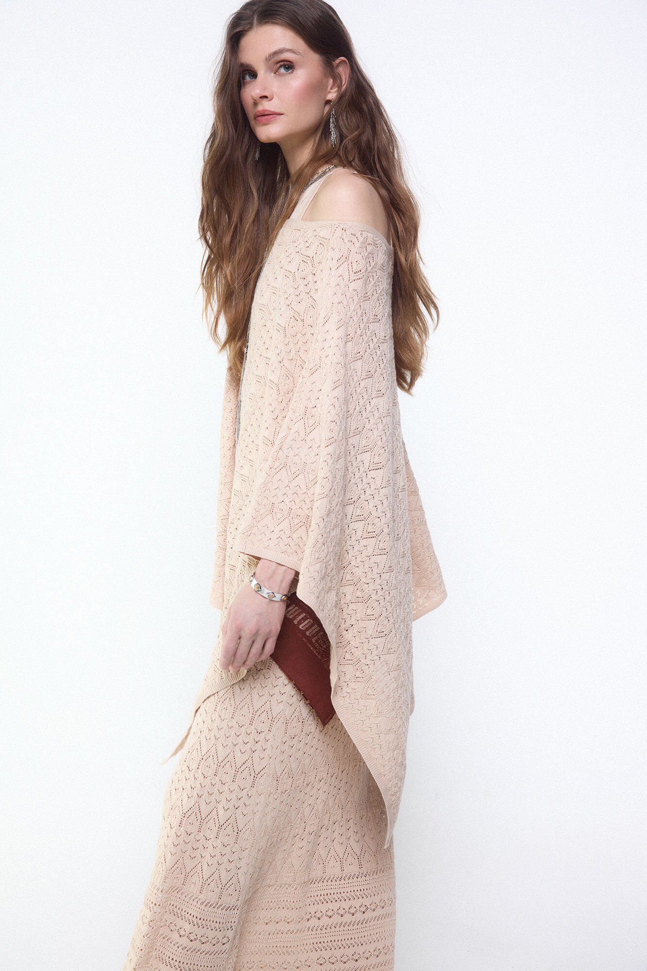 Slowlove Capa de punto calado Arena