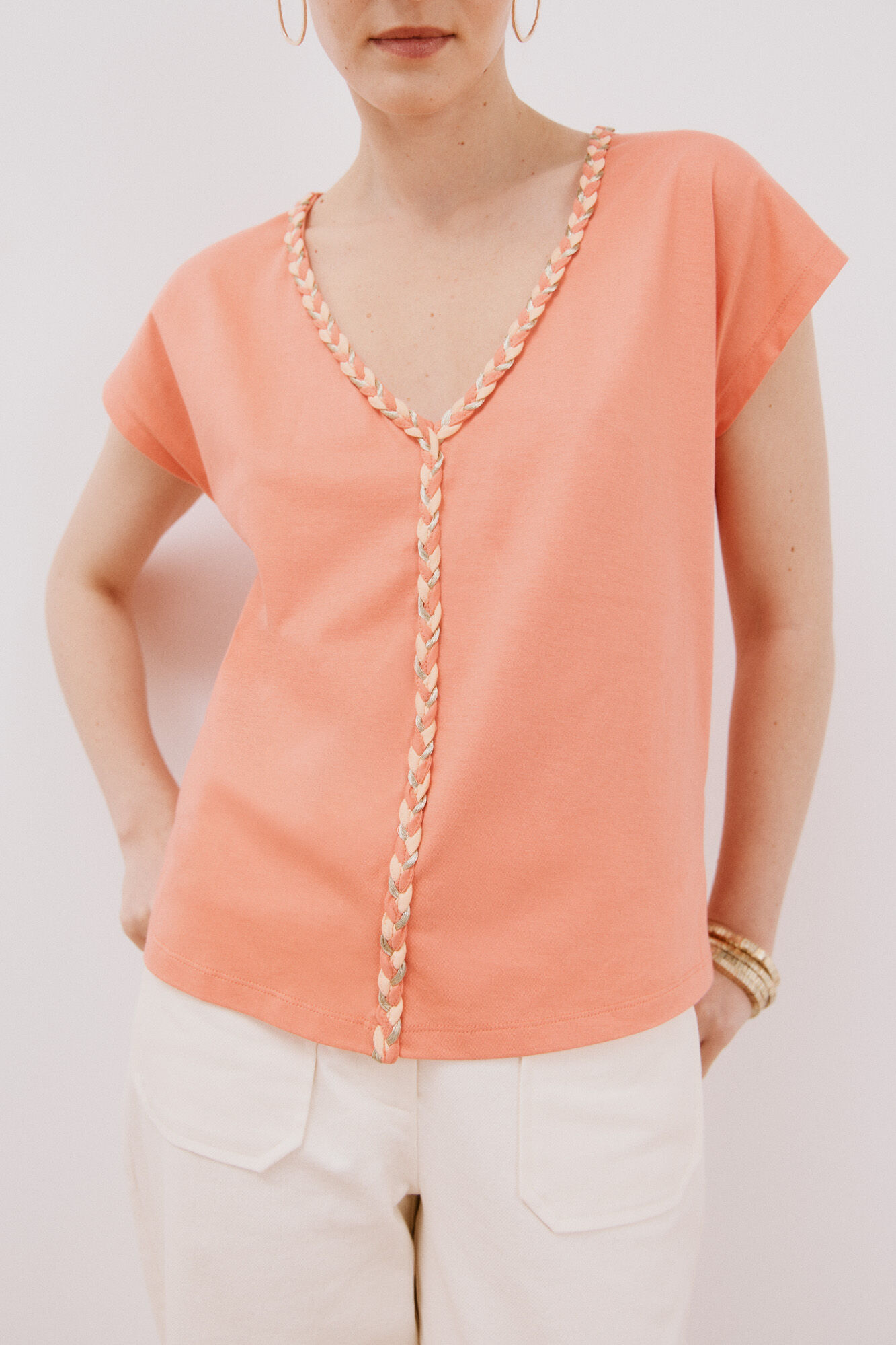 Cortefiel Playera cuello pico trenza