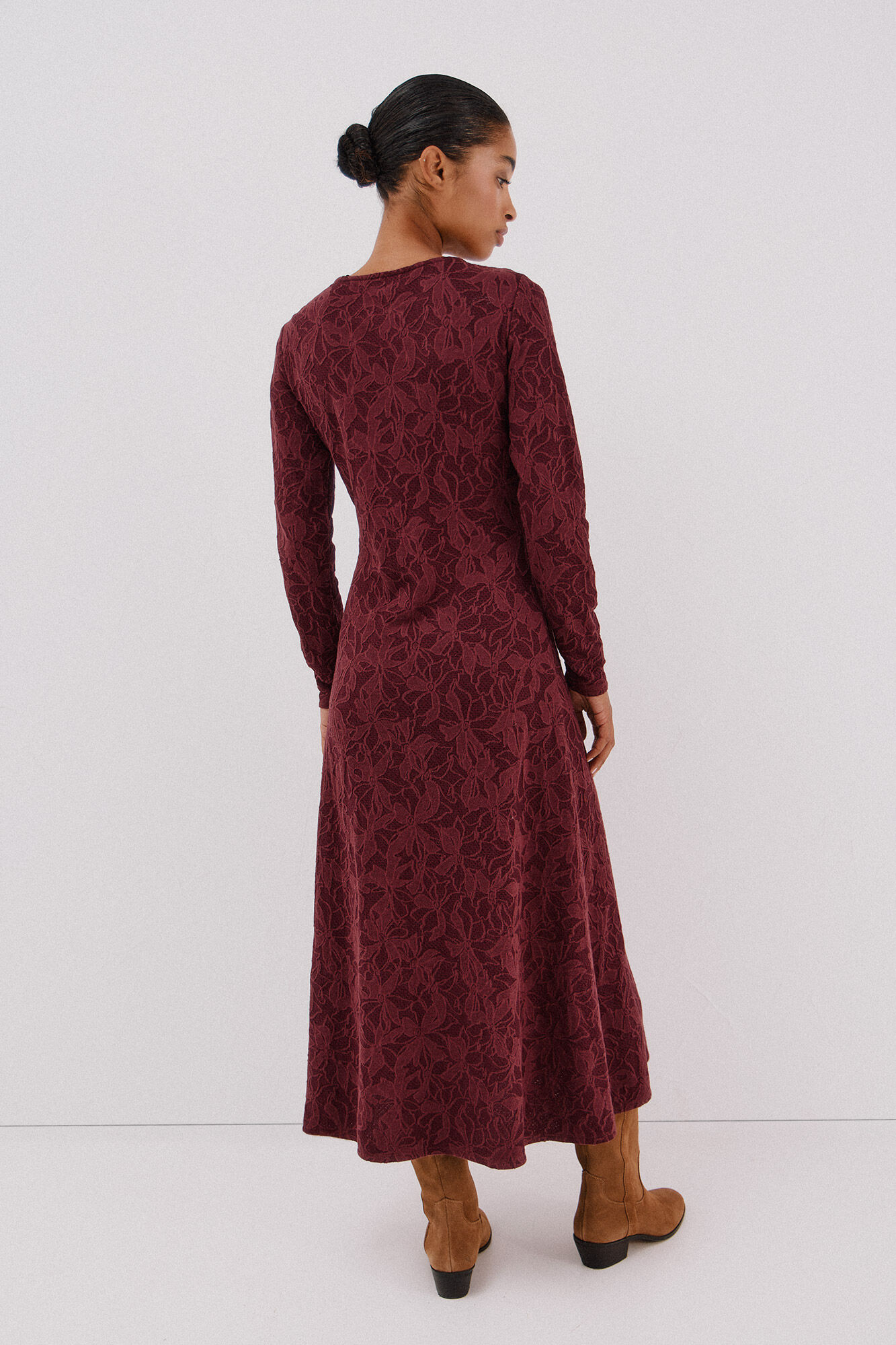 Cortefiel Vestido jacquard Vino