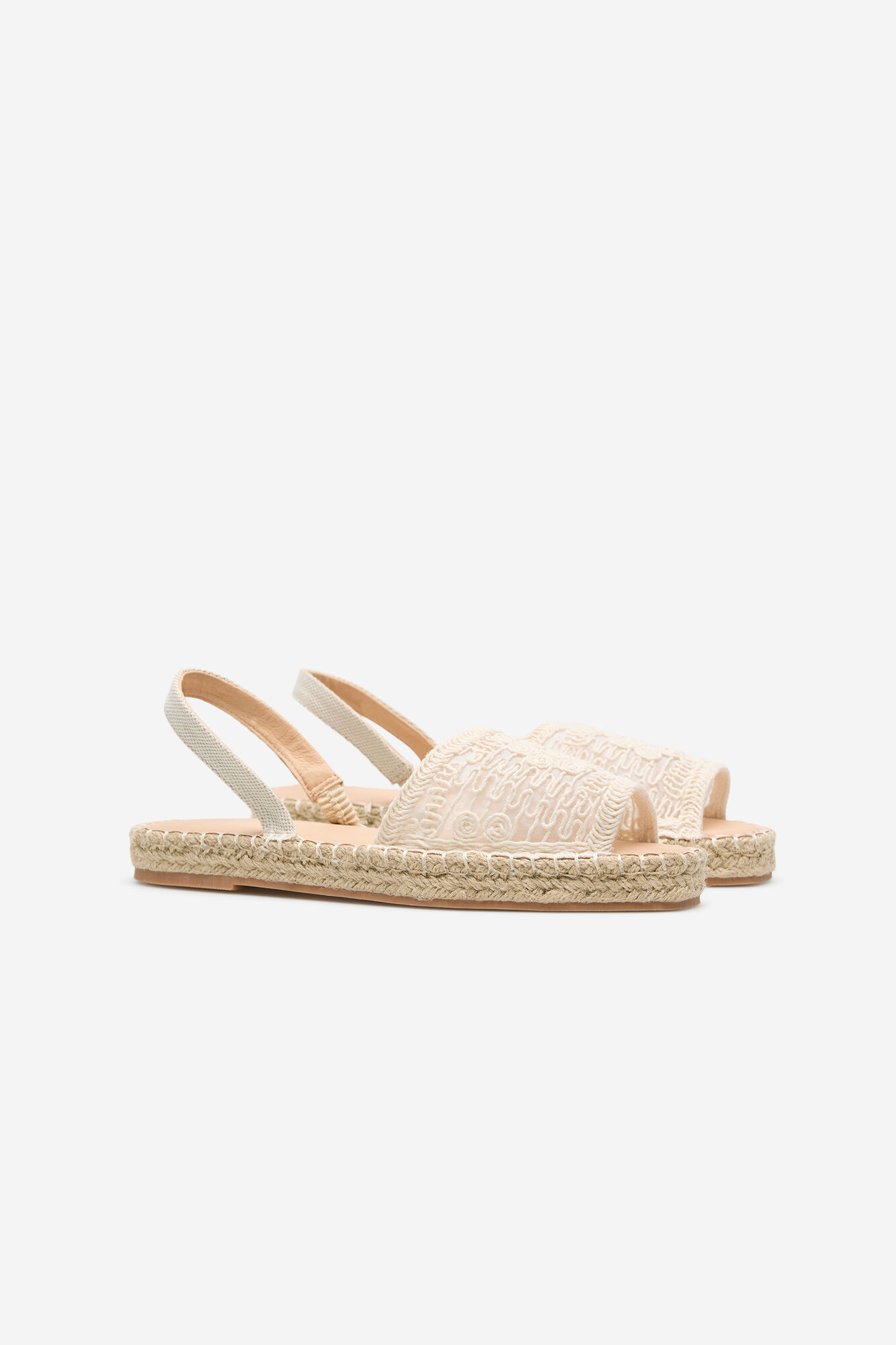 Cortefiel Menorquina efecto crochet Marfil