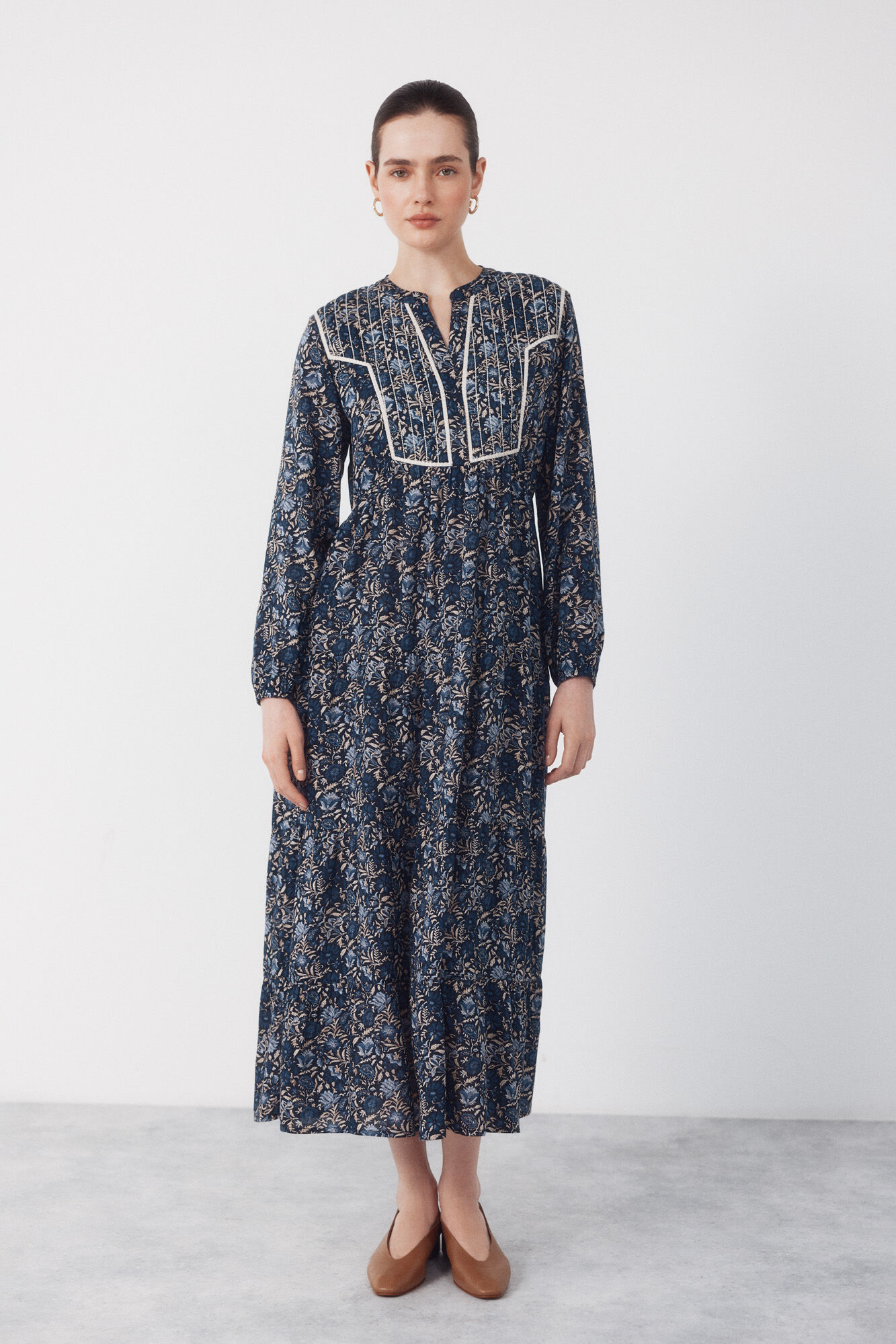 Cortefiel Vestido fluido estampado Estampado azul