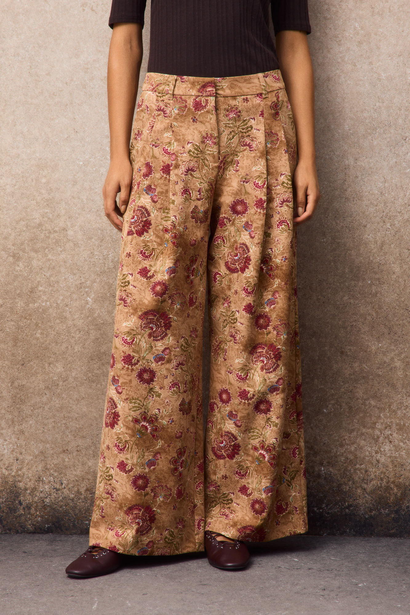 Slowlove Pantal&oacute;n de pinzas estampado