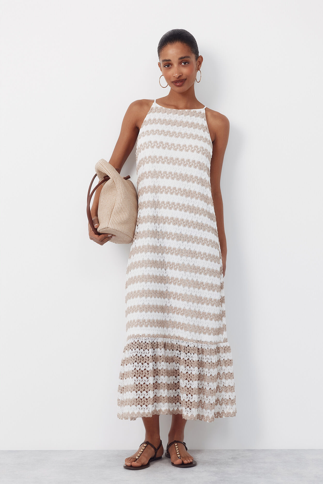 Cortefiel Vestido halter con estructura