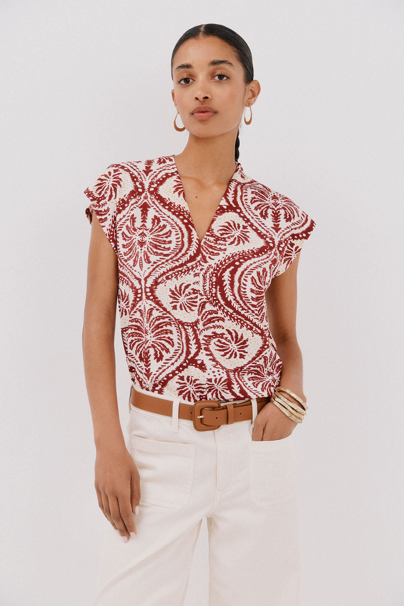 Cortefiel Playera estampada escote pico fruncido