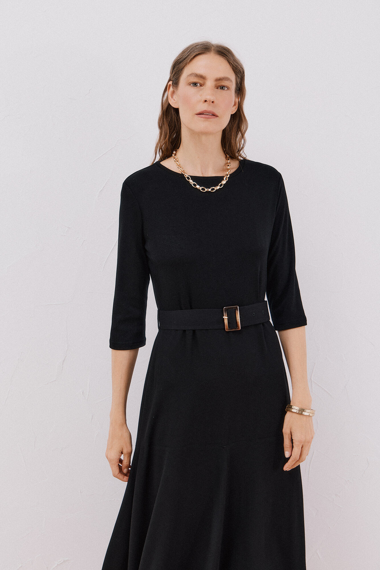 Cortefiel Vestido combinado con cintur&oacute;n Negro