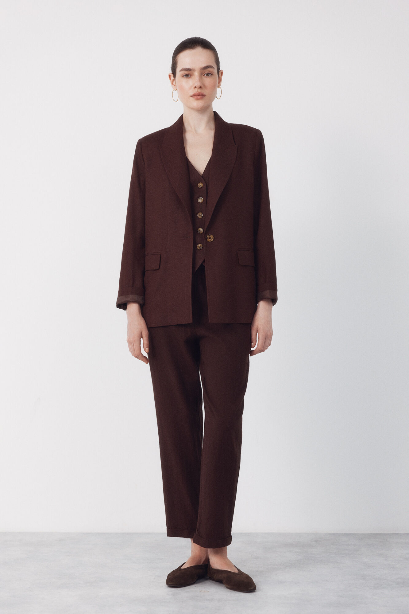 Cortefiel Blazer de tejido con lino Marr&oacute;n oscuro