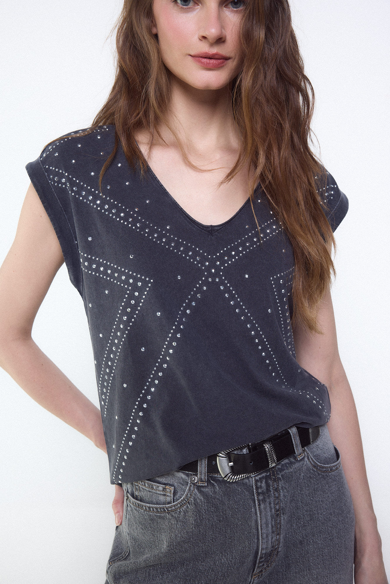 Slowlove Playera con tachas Gris