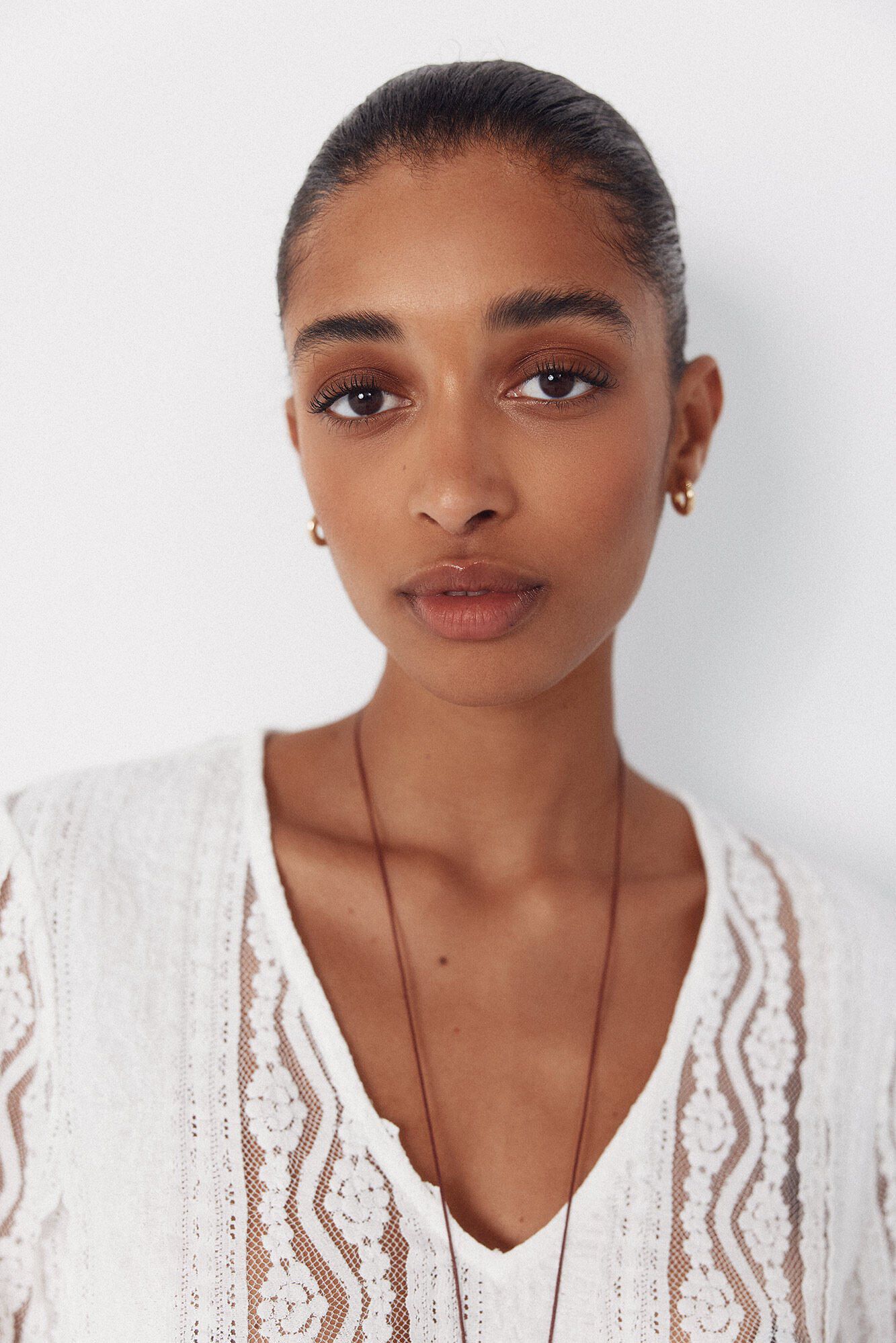 Cortefiel Top de encaje con escote en pico Blanco