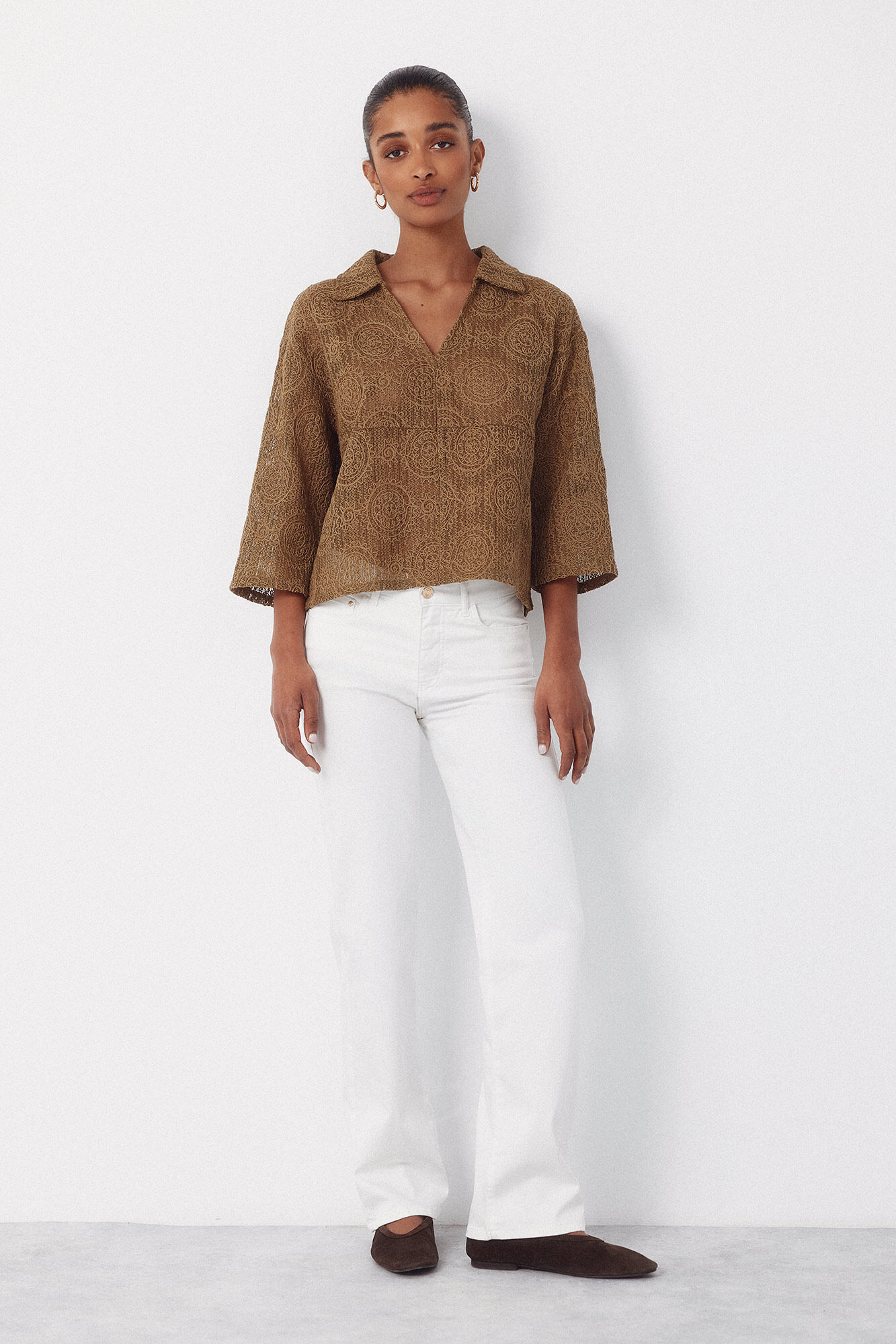 Cortefiel Polo r&uacute;stico bordado Kaki