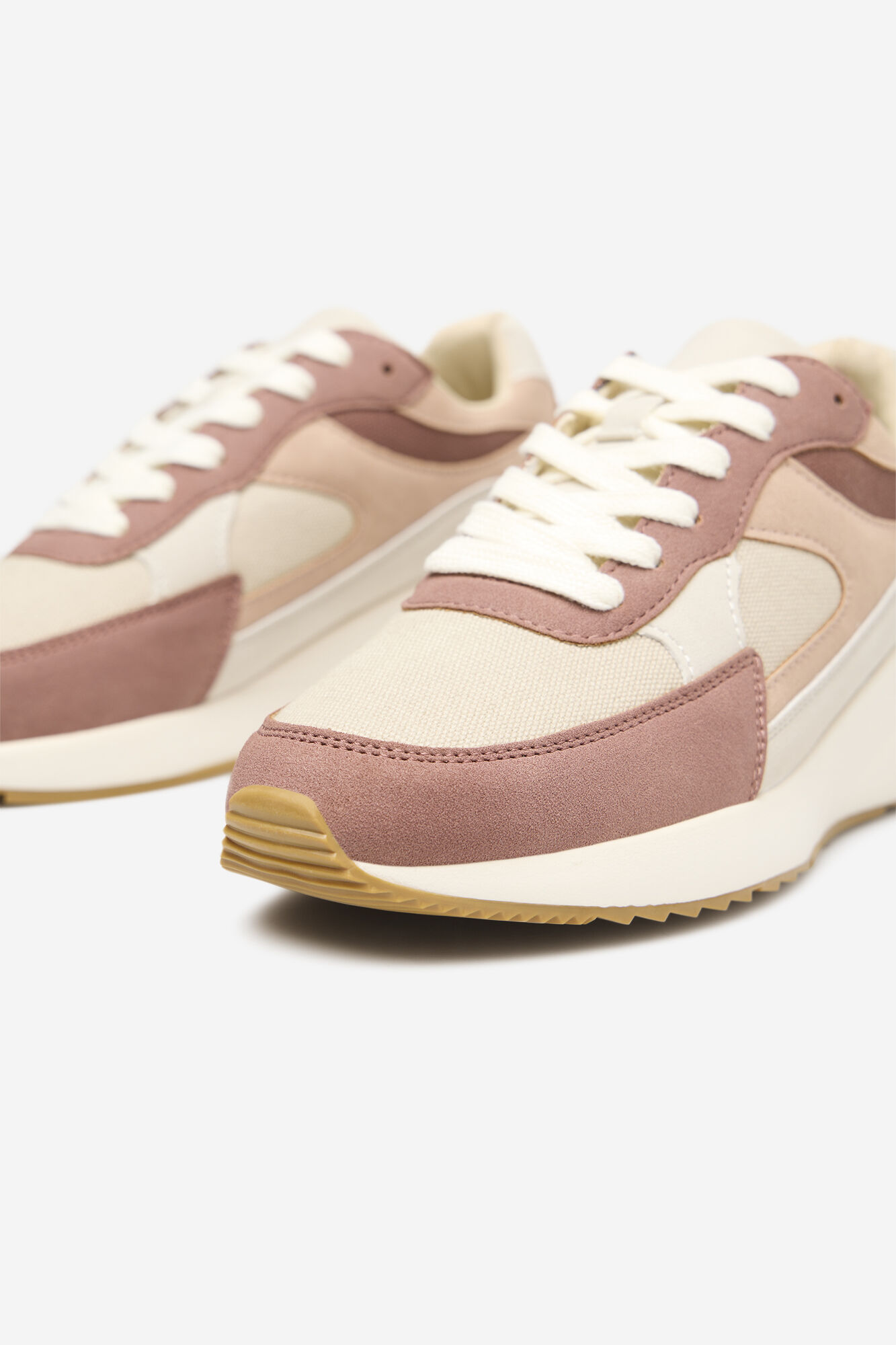 Cortefiel Tenis de suela gruesa Rosa