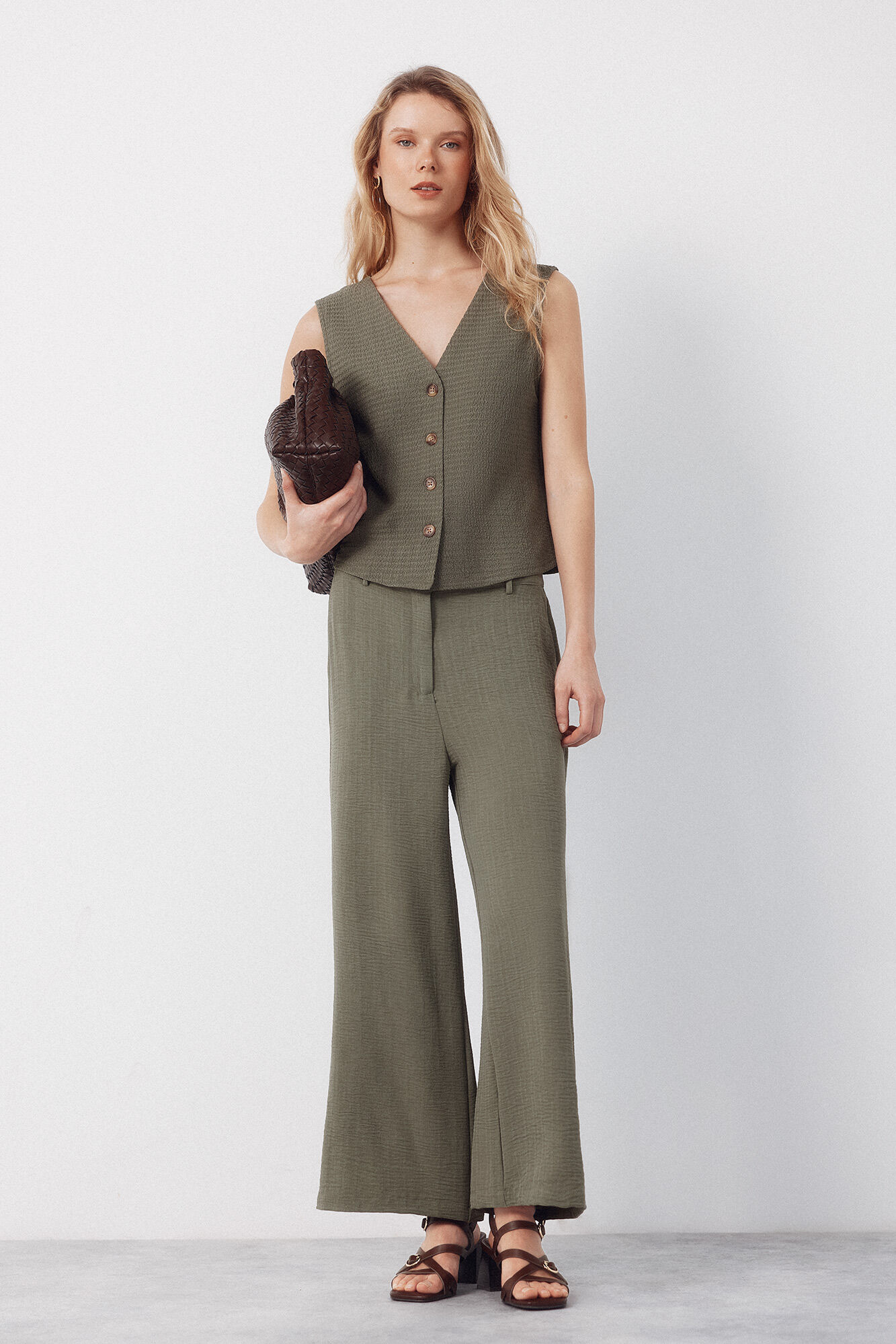 Cortefiel Chaleco de punto con estructura