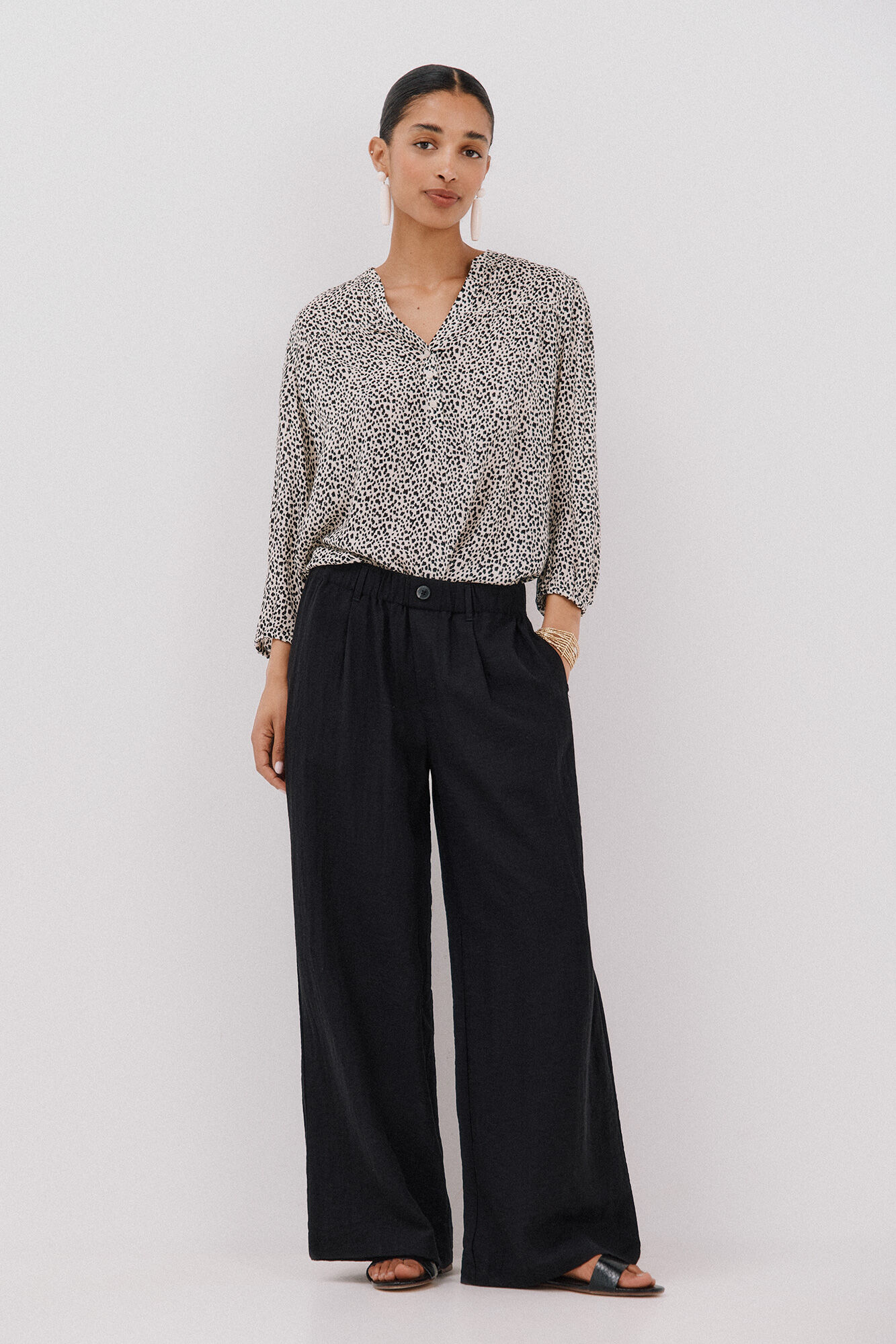 Cortefiel Blusa canes&uacute; delantro Estampado blanco