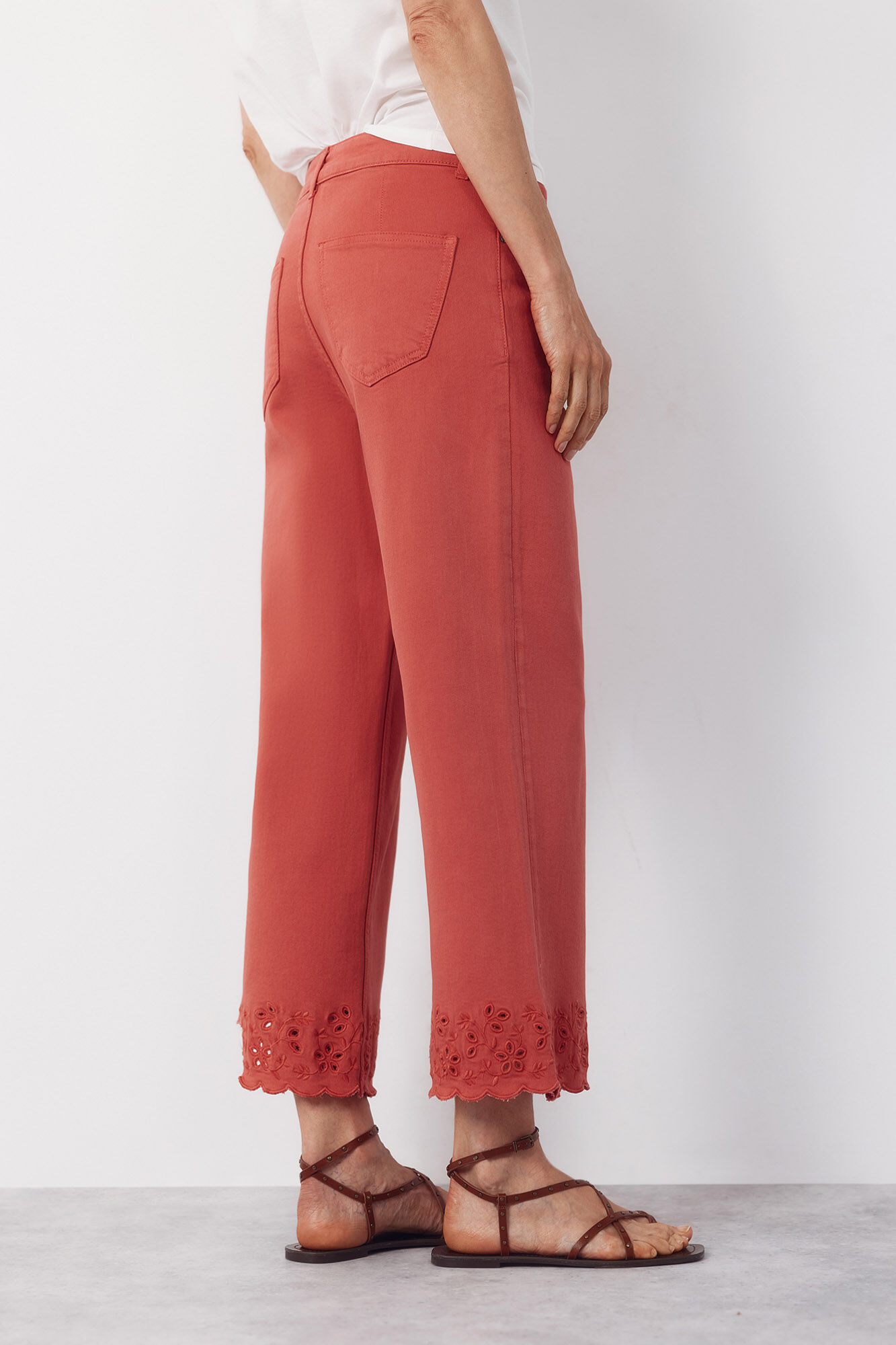 Cortefiel Jeans bajo bordado Coral