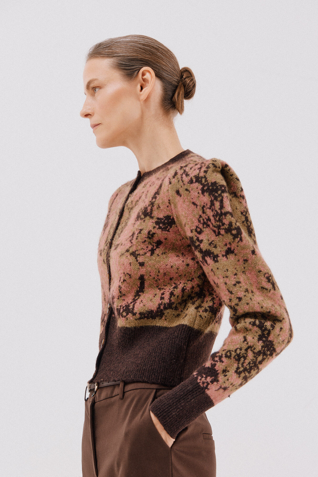 Cortefiel Chamarra con pliegue en el hombro Marr&oacute;n oscuro