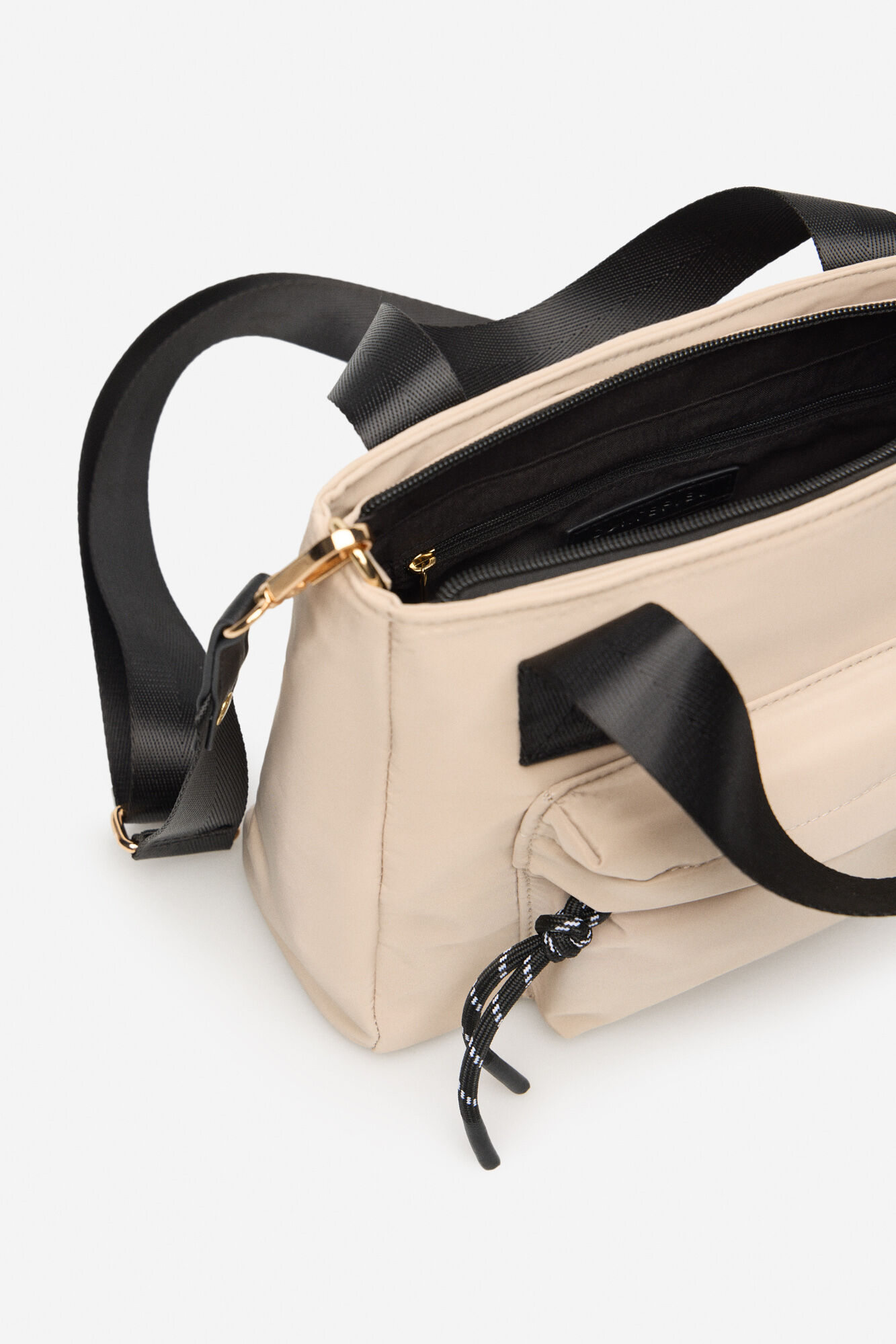 Cortefiel Bolsa shopper de nylon con bolsillo Arena