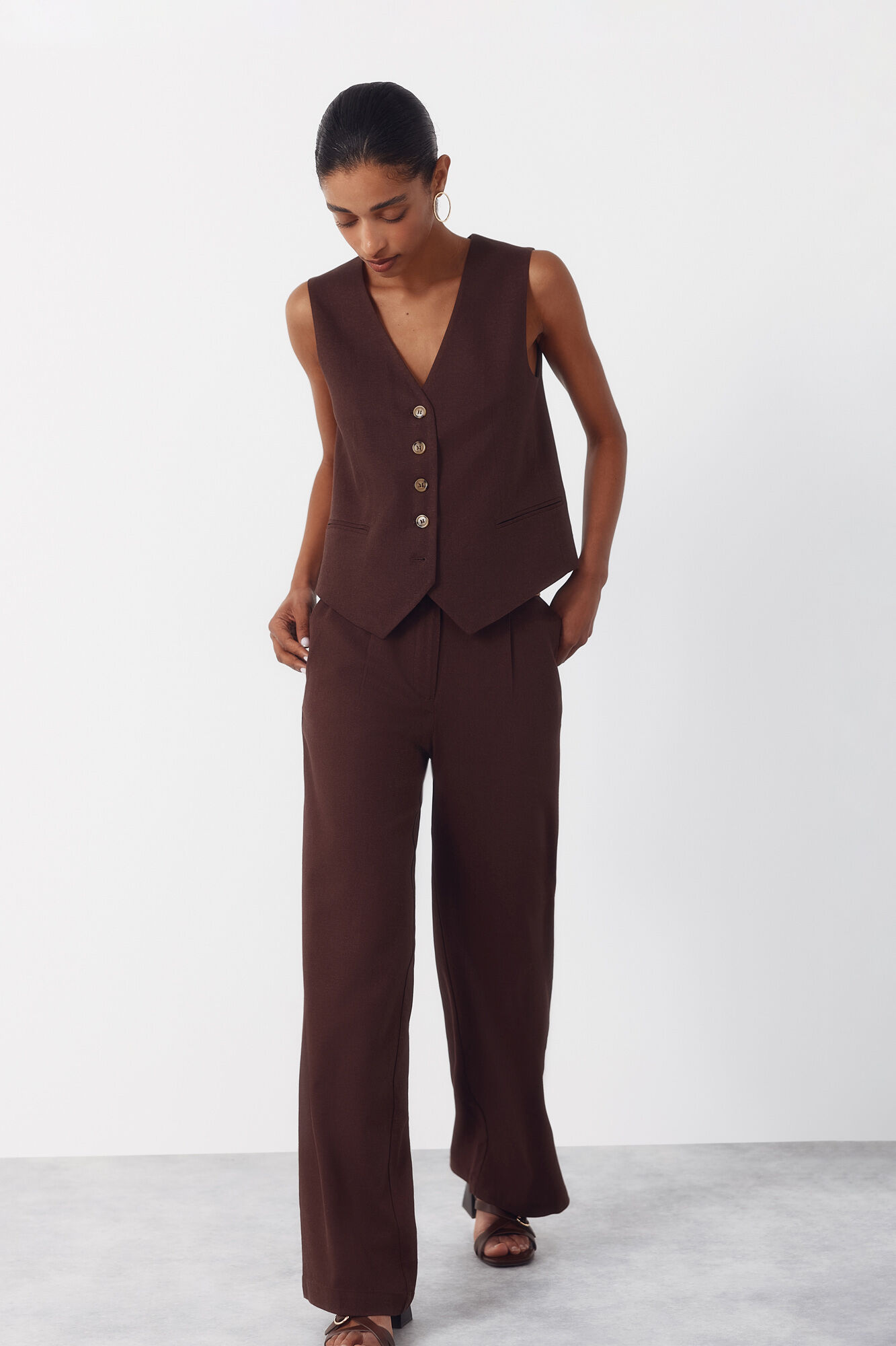 Cortefiel Pantal&oacute;n ancho de lino Marr&oacute;n oscuro