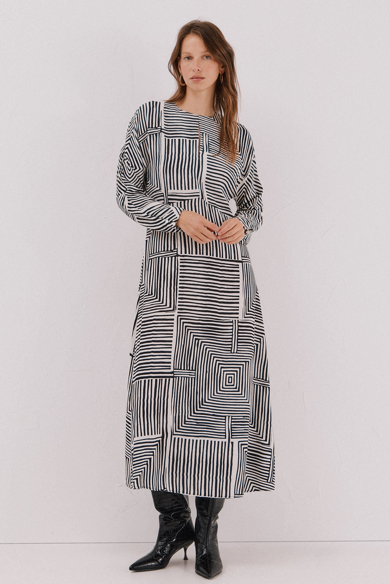 Cortefiel Vestido midi estampado Estampado blanco