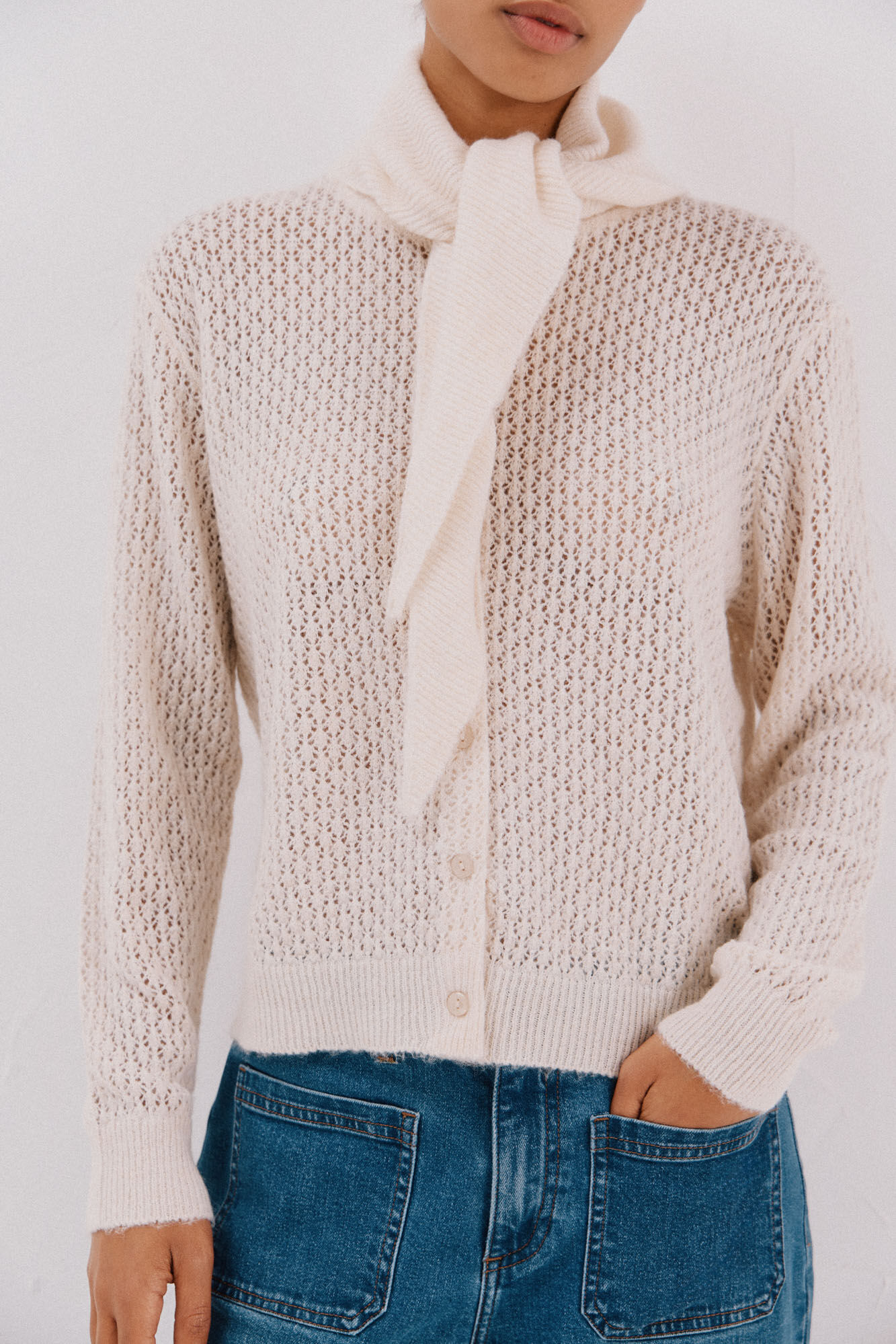 Cortefiel Chamarra de punto con pa&ntilde;uelo Marfil