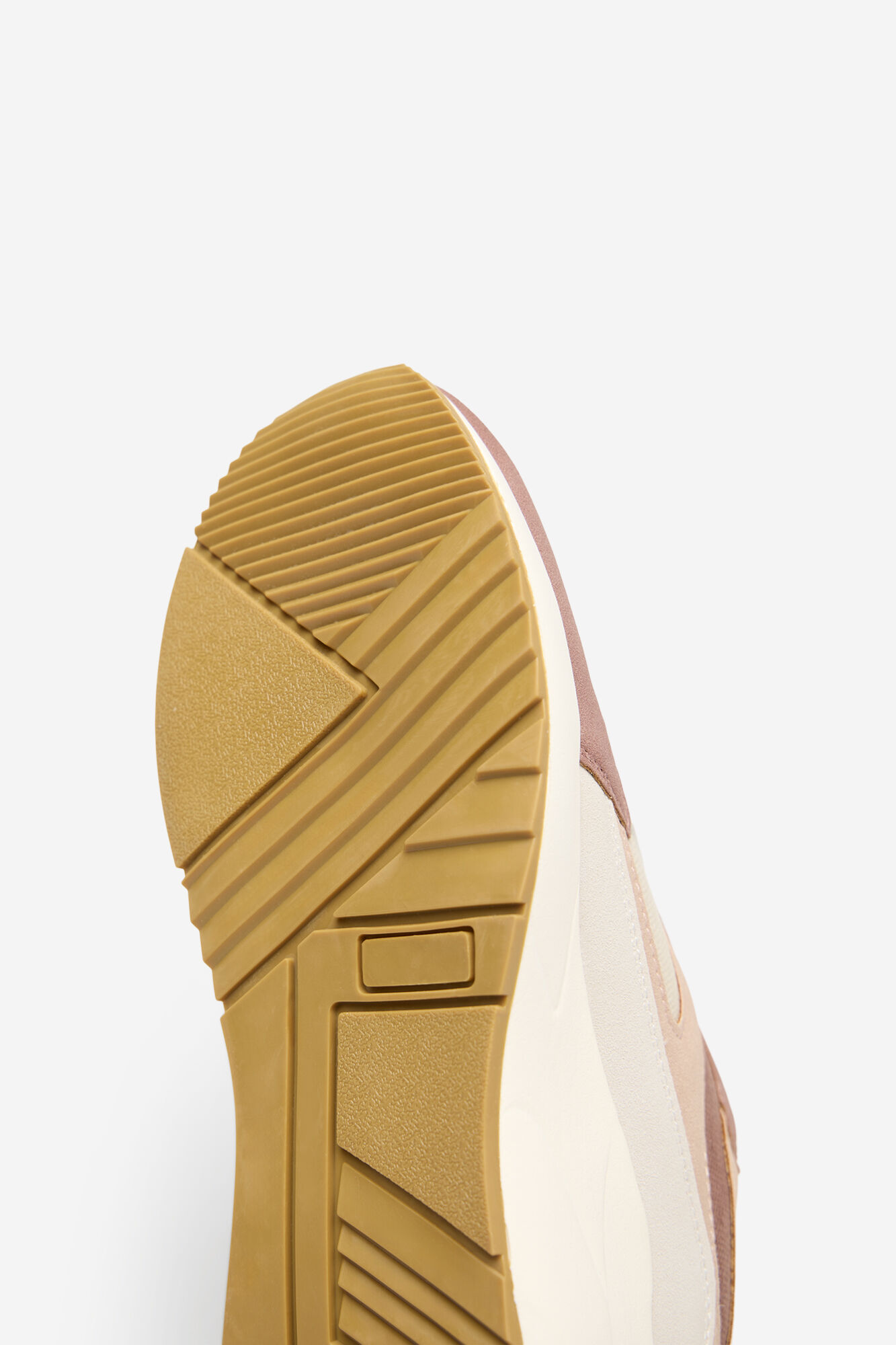 Cortefiel Tenis de suela gruesa Rosa