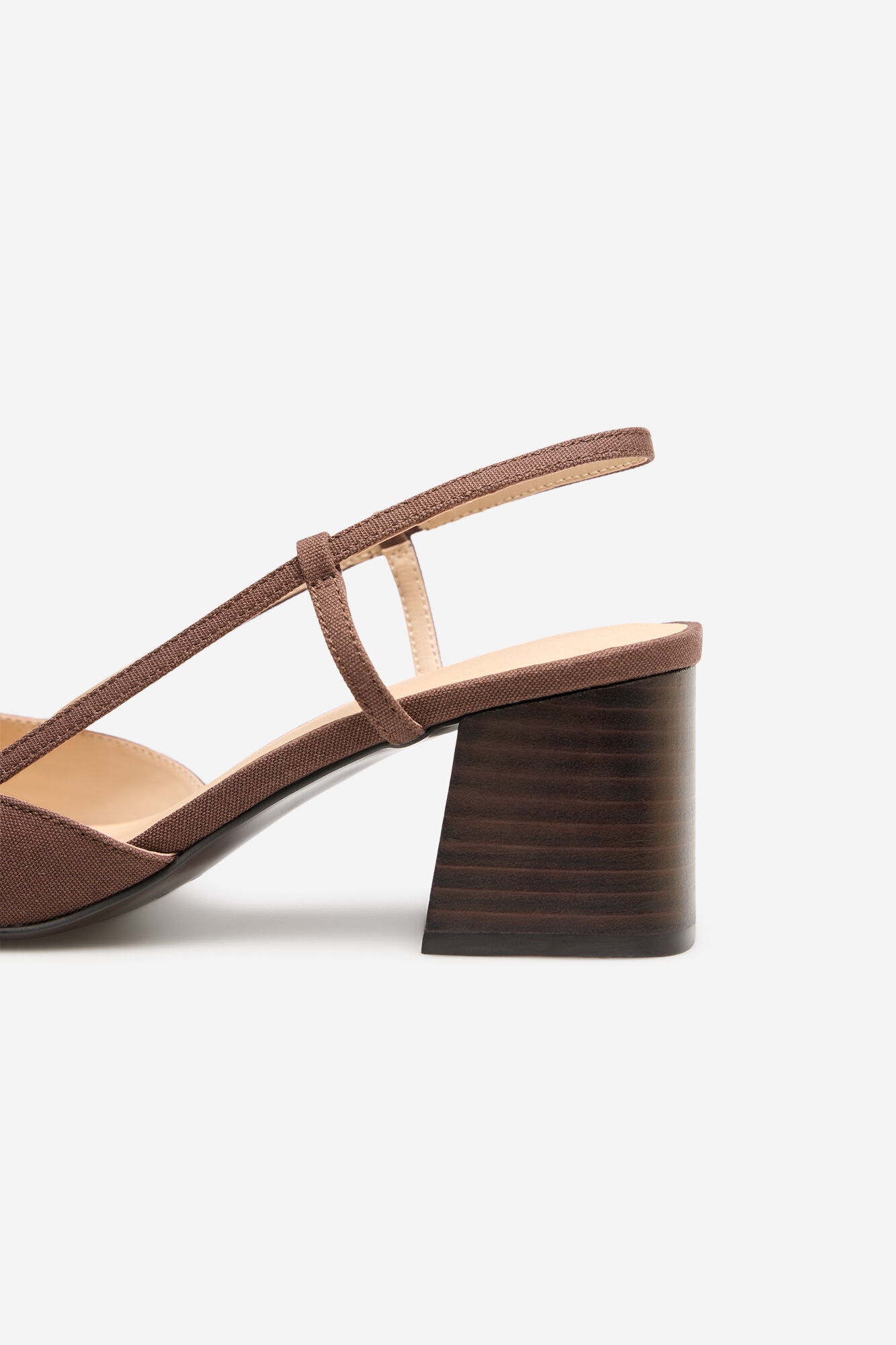 Cortefiel Zapato de tac&oacute;n destalonado Marr&oacute;n