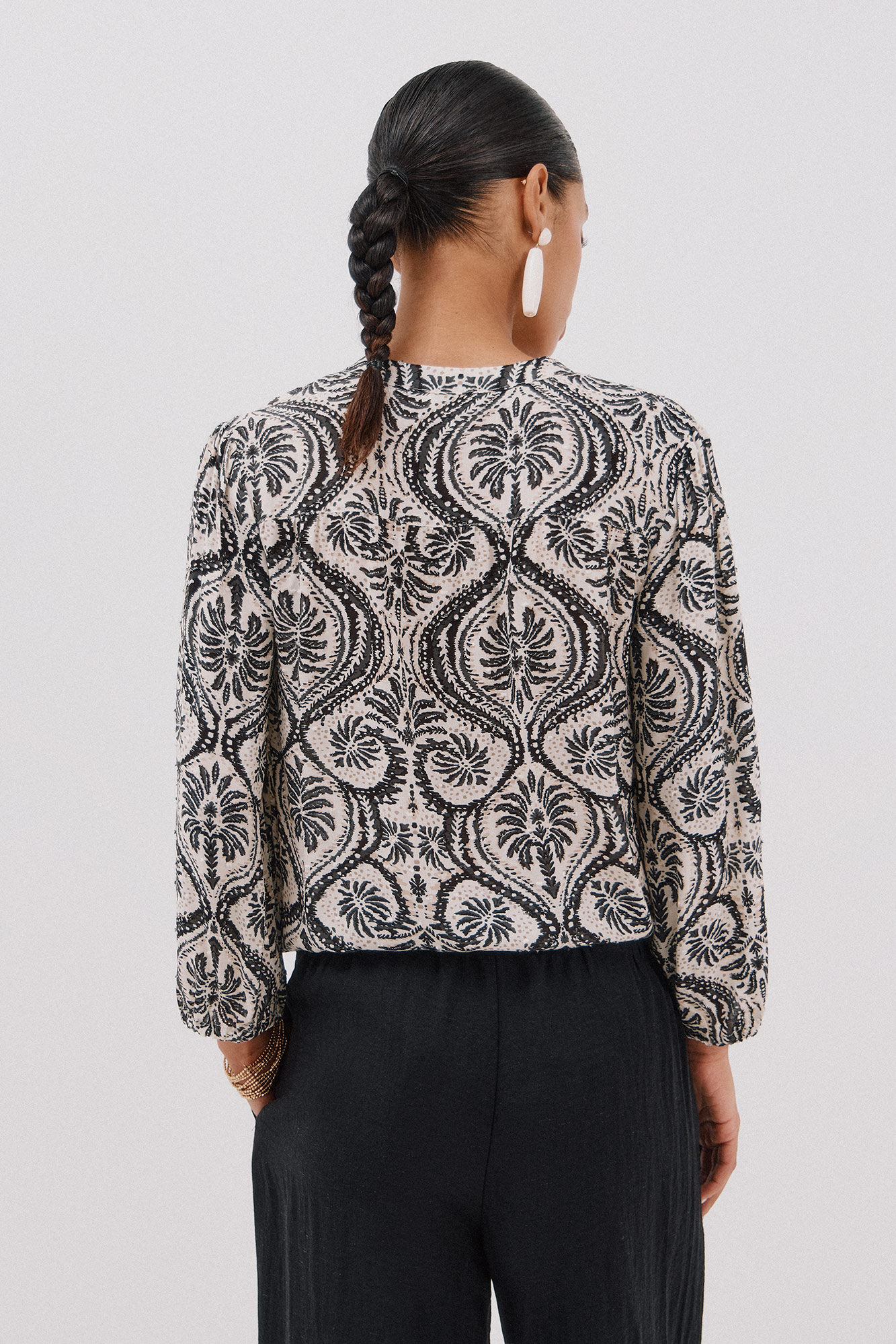 Cortefiel Blusa canes&uacute; delantro Estampado gris