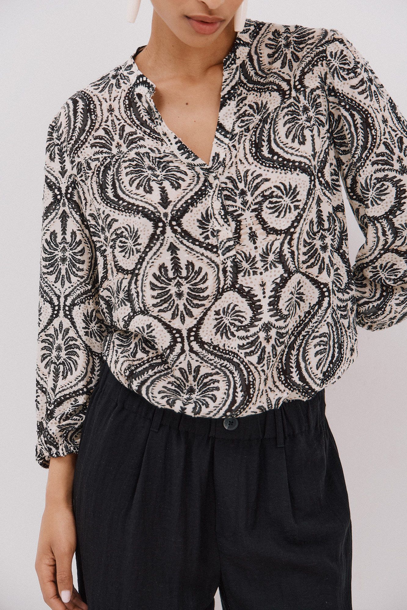 Cortefiel Blusa canes&uacute; delantro