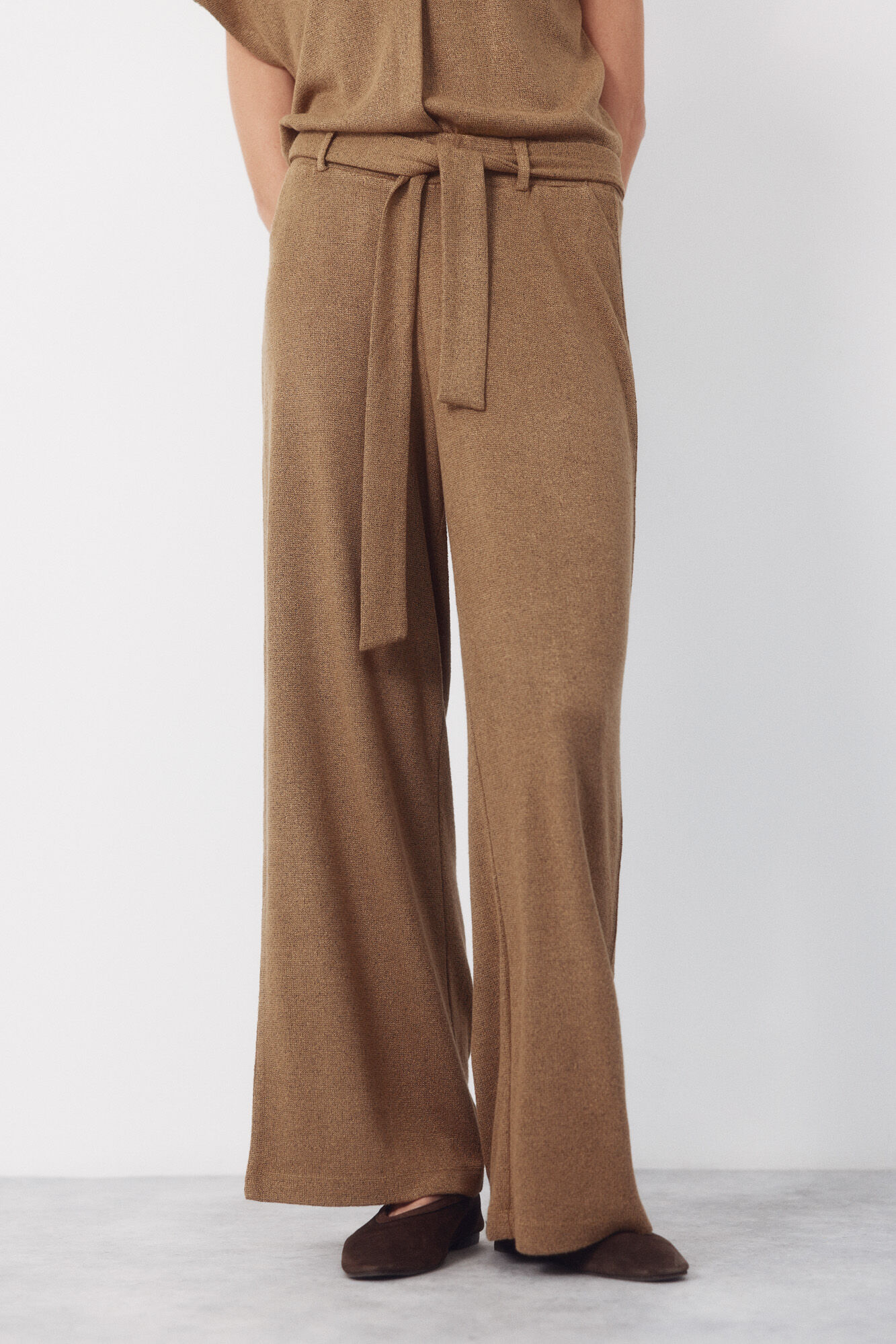 Cortefiel Pantal&oacute;n punto r&uacute;stico Kaki