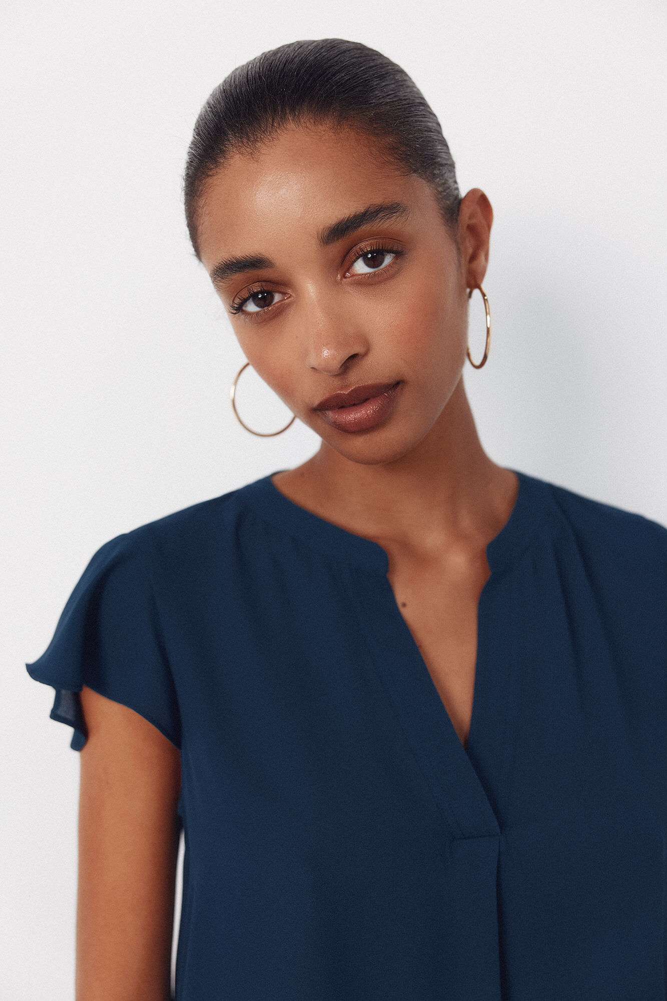 Cortefiel Blusa fluida de manga de vuelo Azul marino