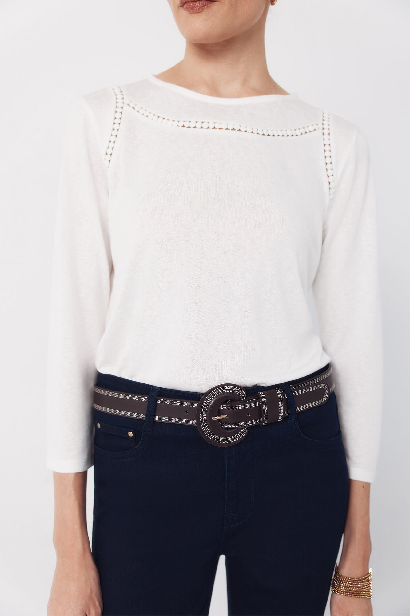 Cortefiel Camiseta detalle vainicas Marfil