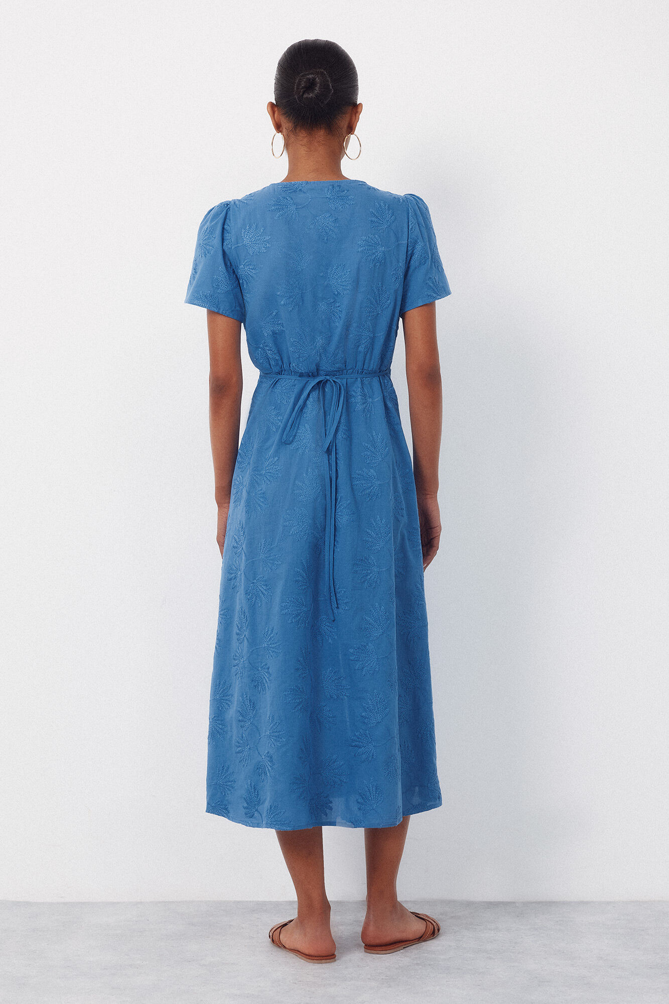 Cortefiel Vestido bordado Azul