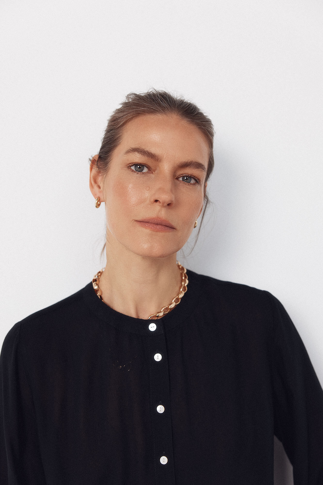 Cortefiel Blusa cuello redondo Negro