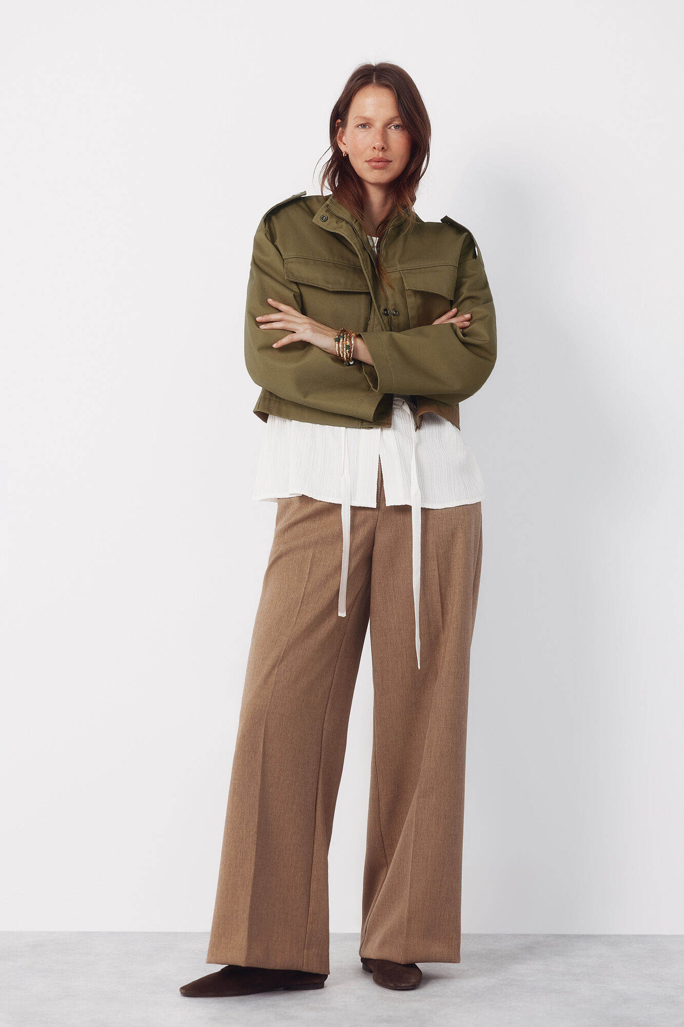 Cortefiel Chamarra corta con bolsillos