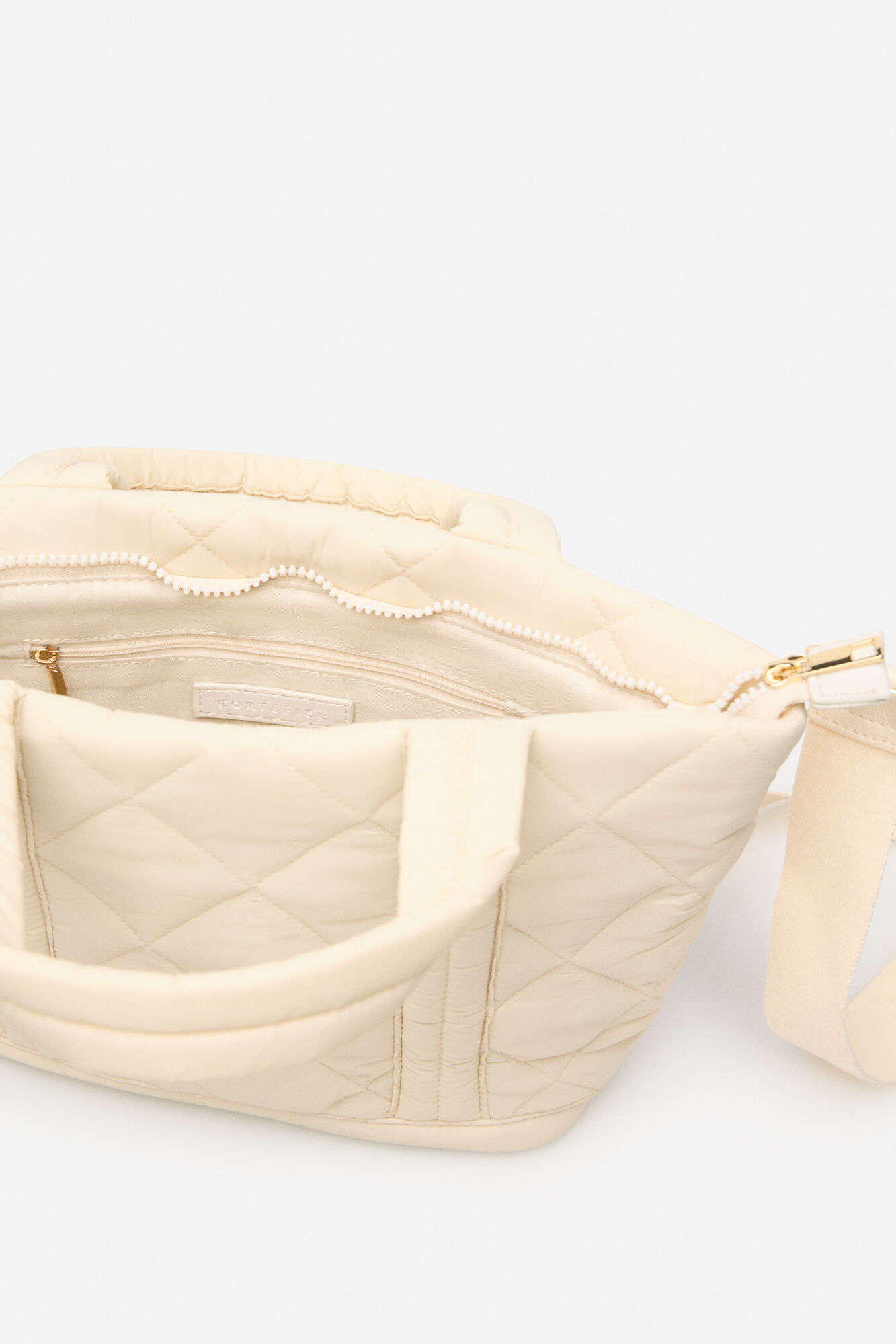 Cortefiel Nylon acolchado porque Marfil