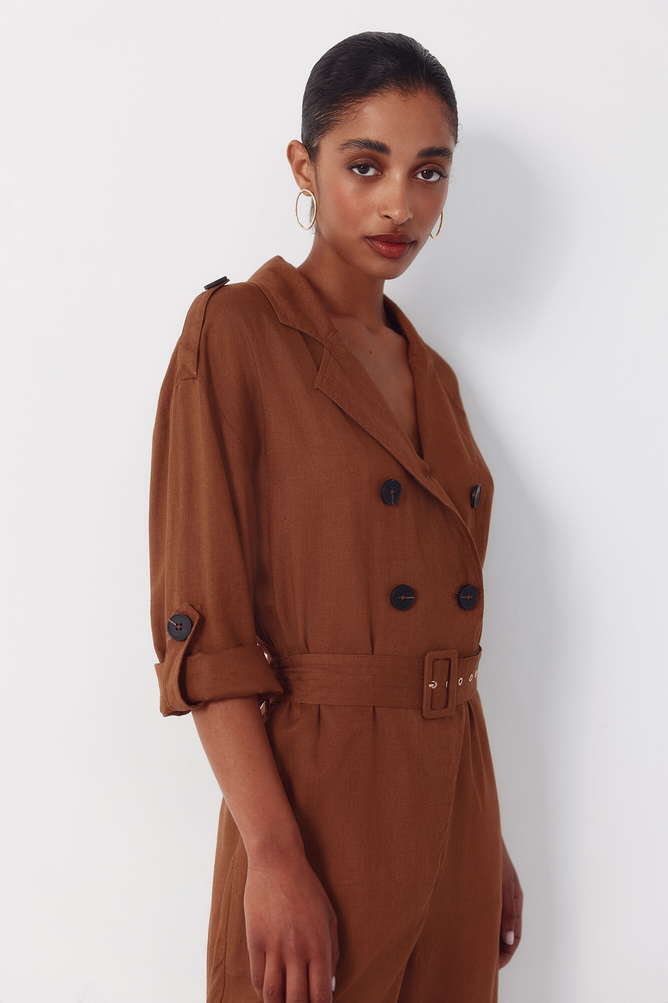 Cortefiel Jumpsuit solapa r&uacute;stico Marr&oacute;n oscuro