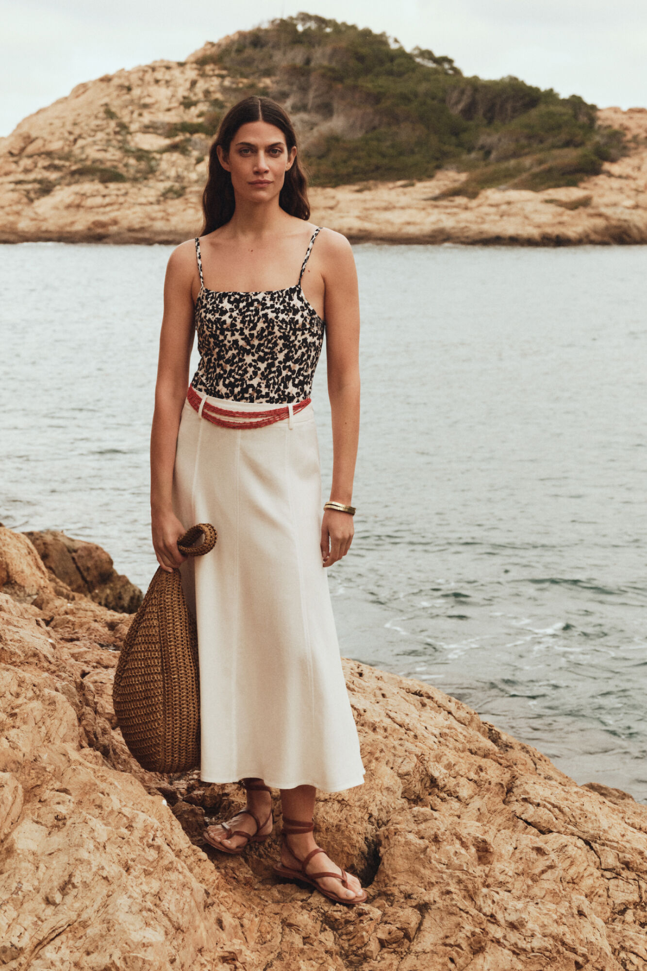 Cortefiel Traje de ba&ntilde;o escote cuadrado animal print