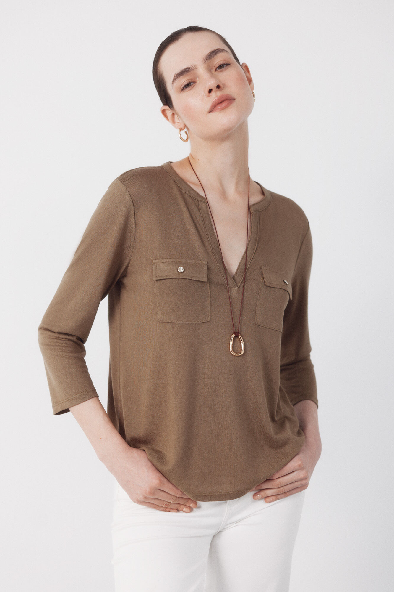 Cortefiel Camiseta bolsillos