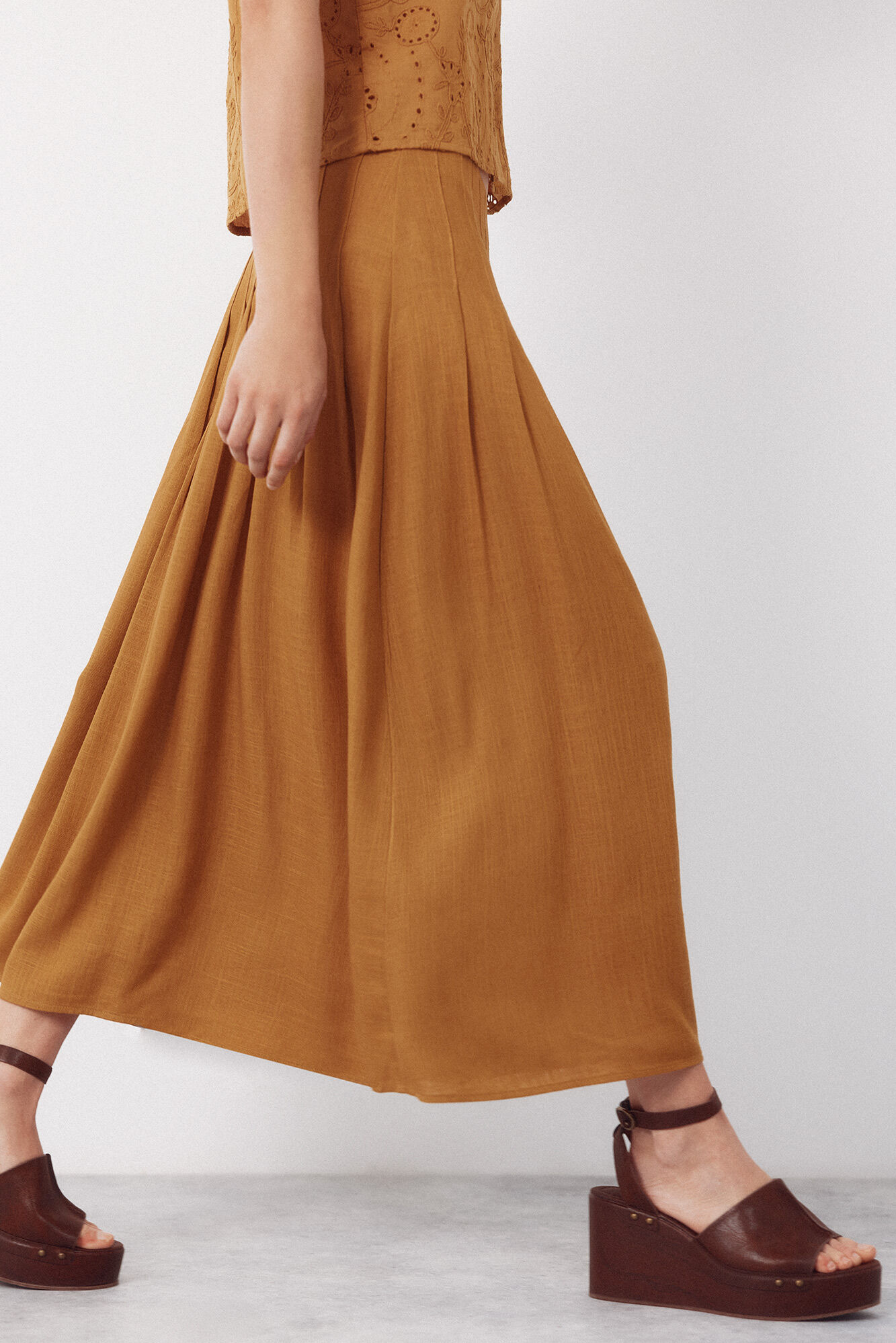 Cortefiel Falda midi de tablas