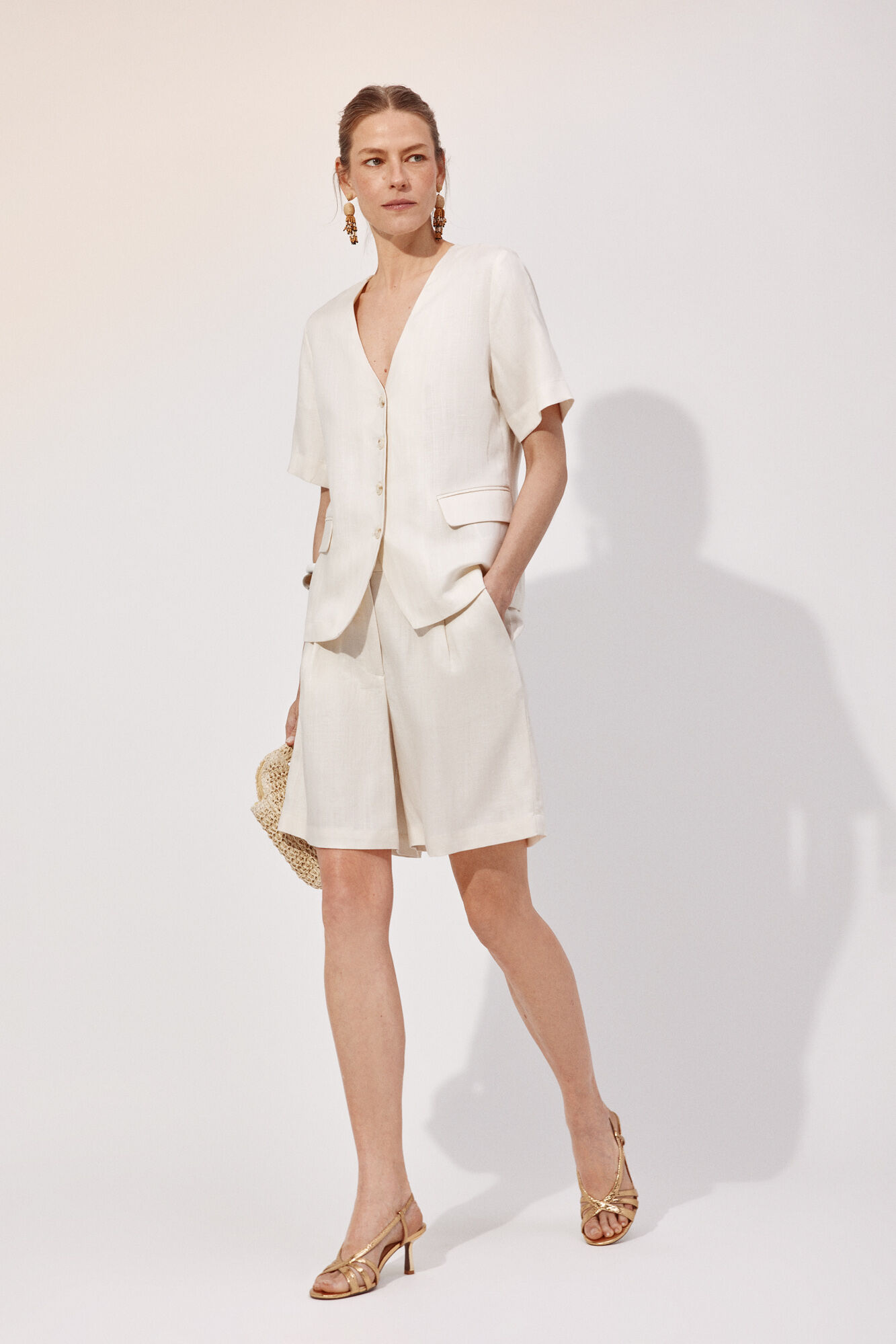 Cortefiel Pantal&oacute;n bermudas Marfil