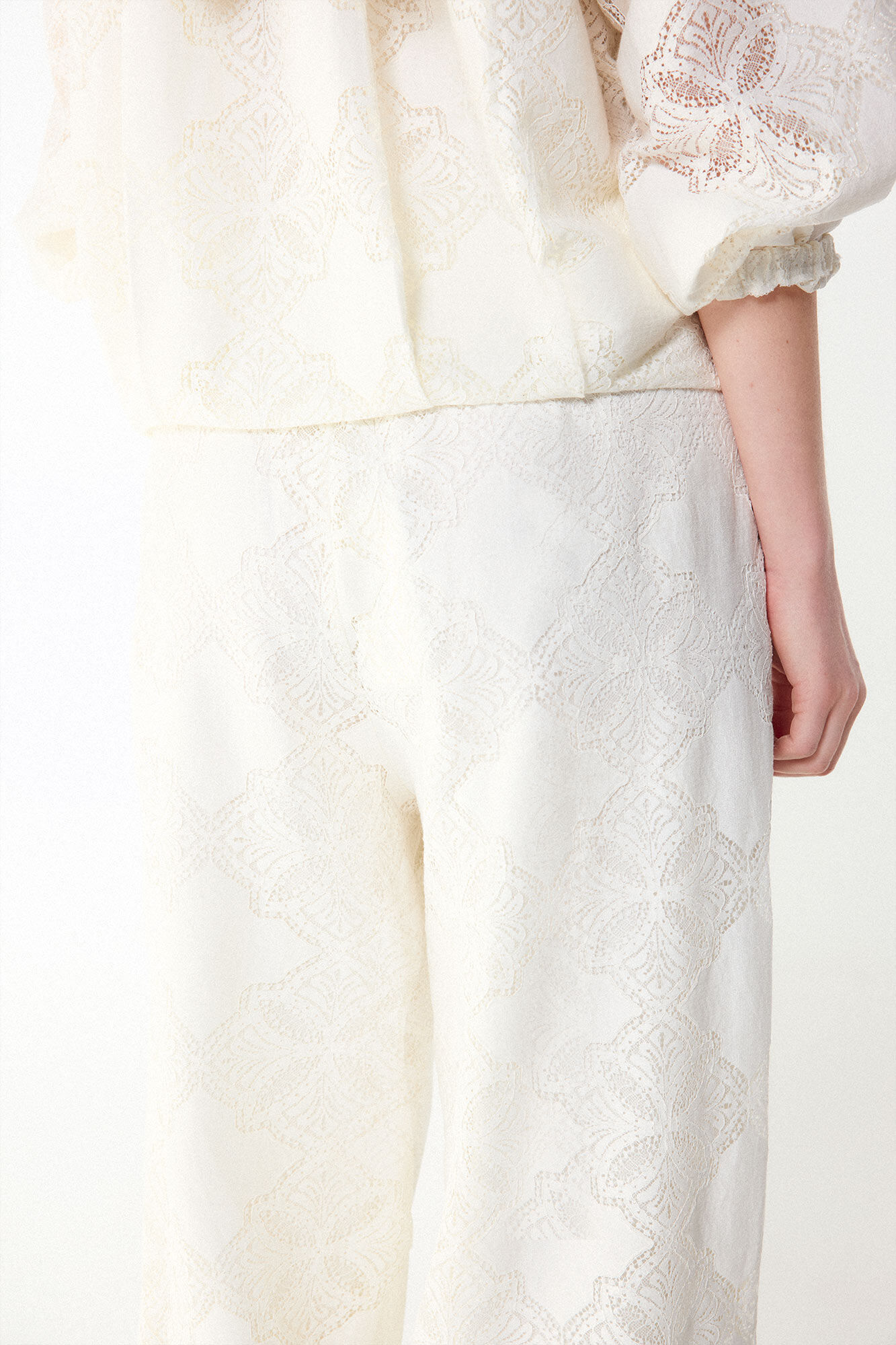 Slowlove Pantal&oacute;n bombacho de encaje Marfil