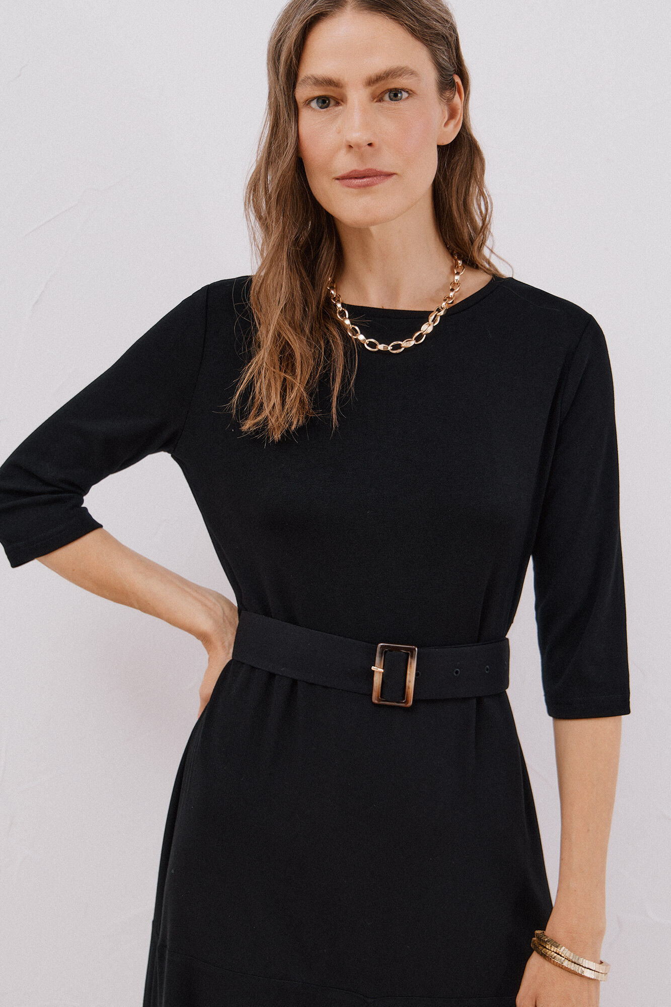 Cortefiel Vestido combinado con cintur&oacute;n Negro