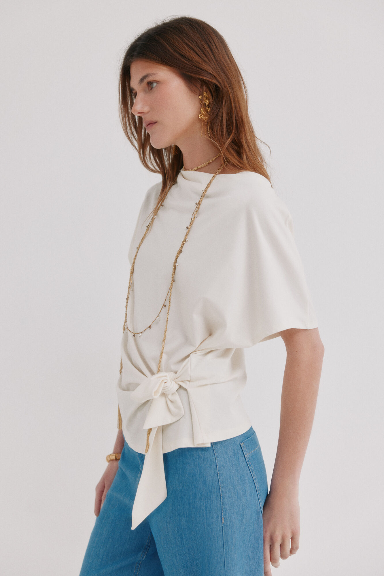 Hoss Intropia Mele. Camiseta tejido flu&iacute;do Beige