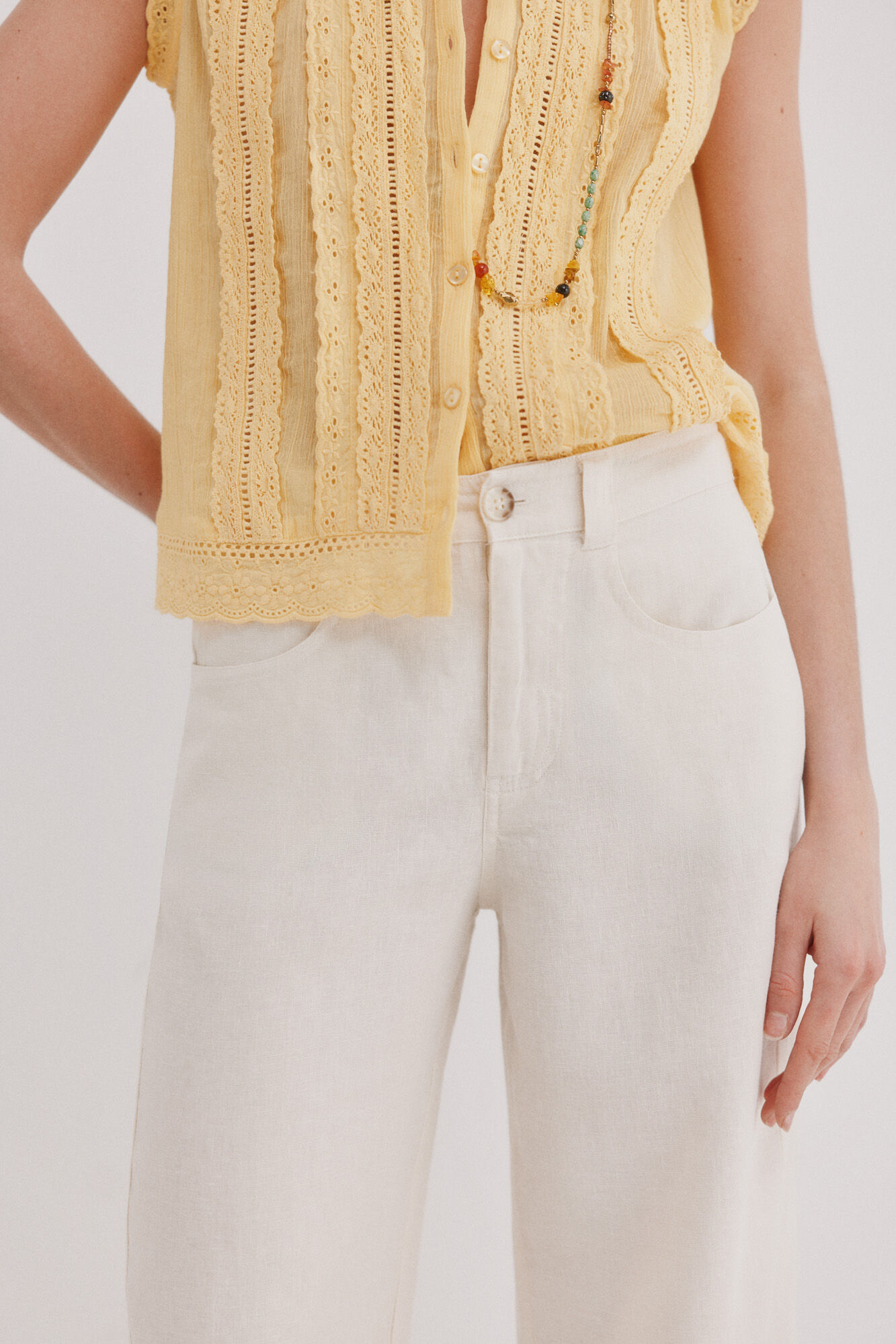 Hoss Intropia Paupa. Pantal&oacute;n de lino Blanco