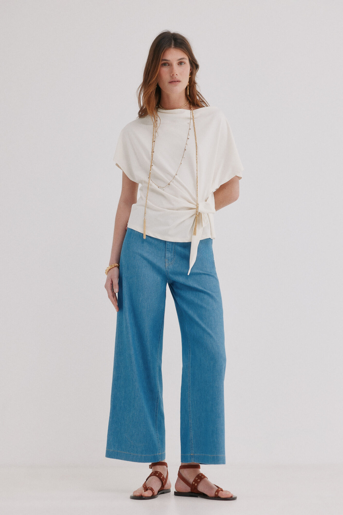 Hoss Intropia Mele. Camiseta tejido flu&iacute;do