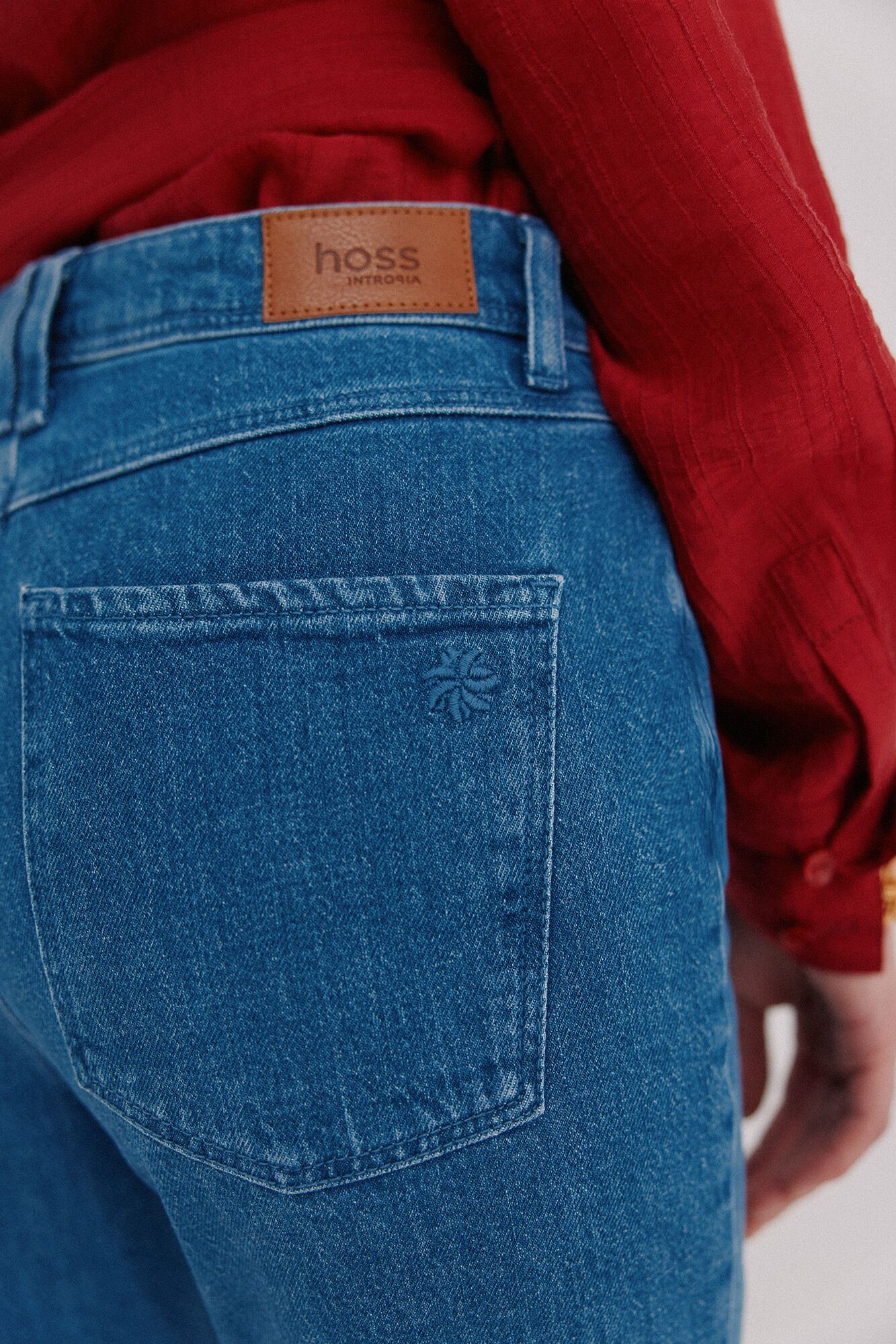 Hoss Intropia Bruna. Jeans bordados Azul