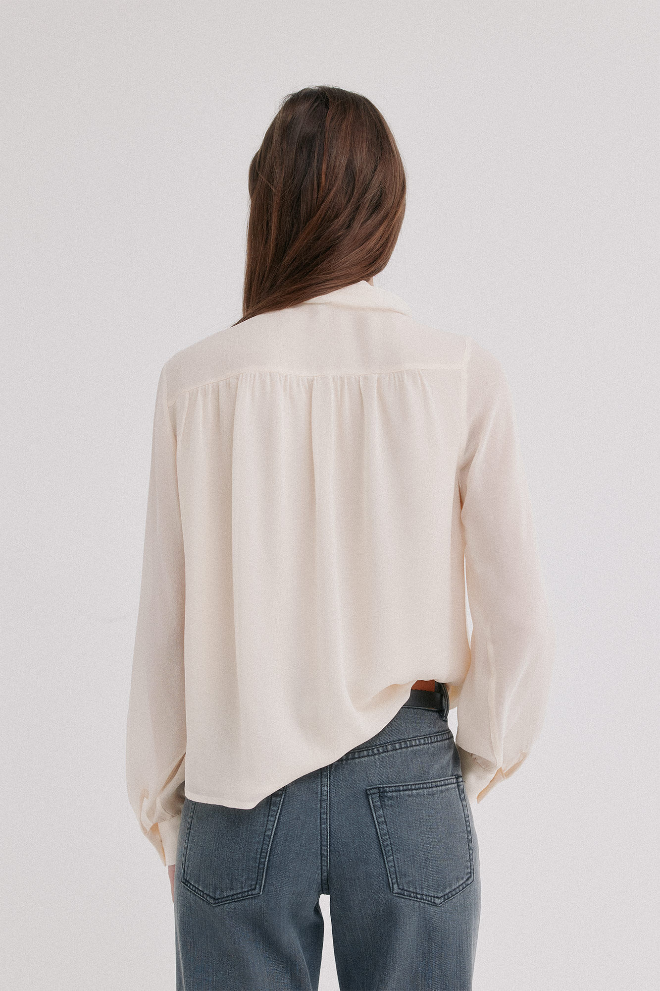 Hoss Intropia Casie. Blusa fluida Marfil