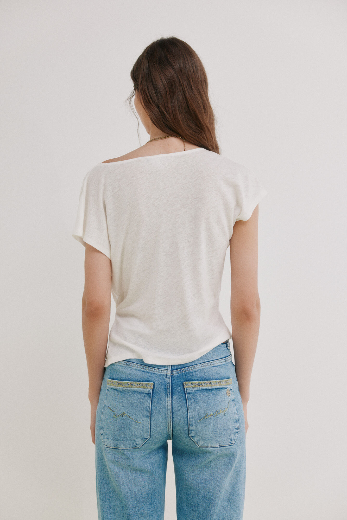 Hoss Intropia Madeline. Playera drapeada Beige